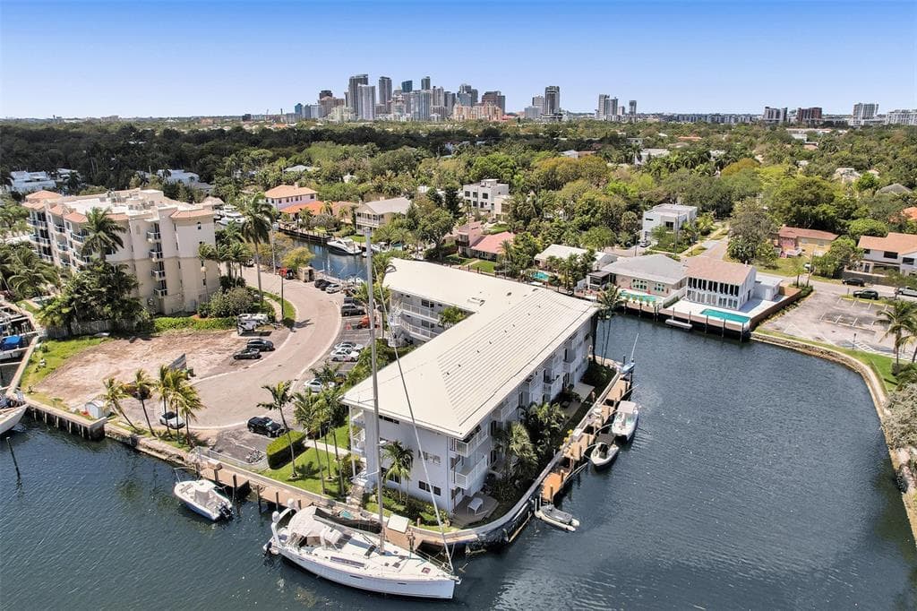 535 Hendricks Isle 209, Fort Lauderdale, FL 33301 — photo 33 of 47