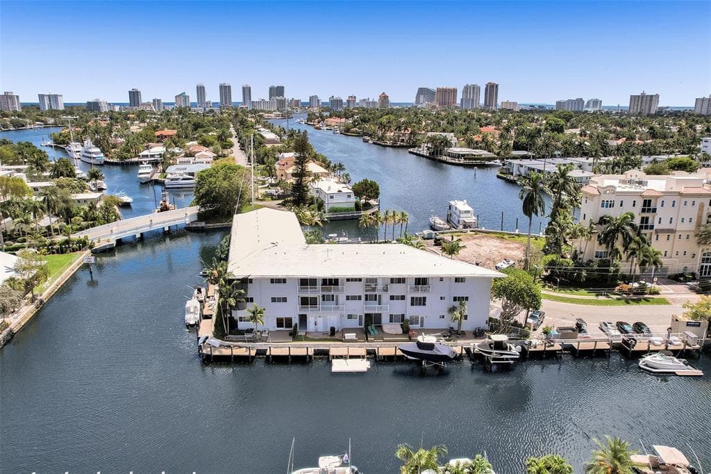 535 Hendricks Isle 209, Fort Lauderdale, FL 33301 — photo 36 of 47