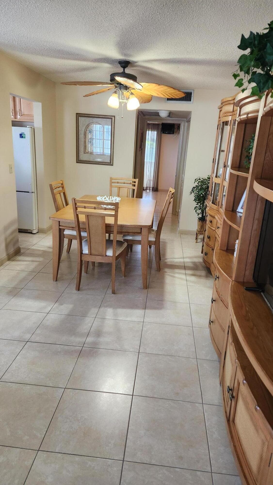 96 Andover D, West Palm Beach, FL 33417 — photo 3 of 27