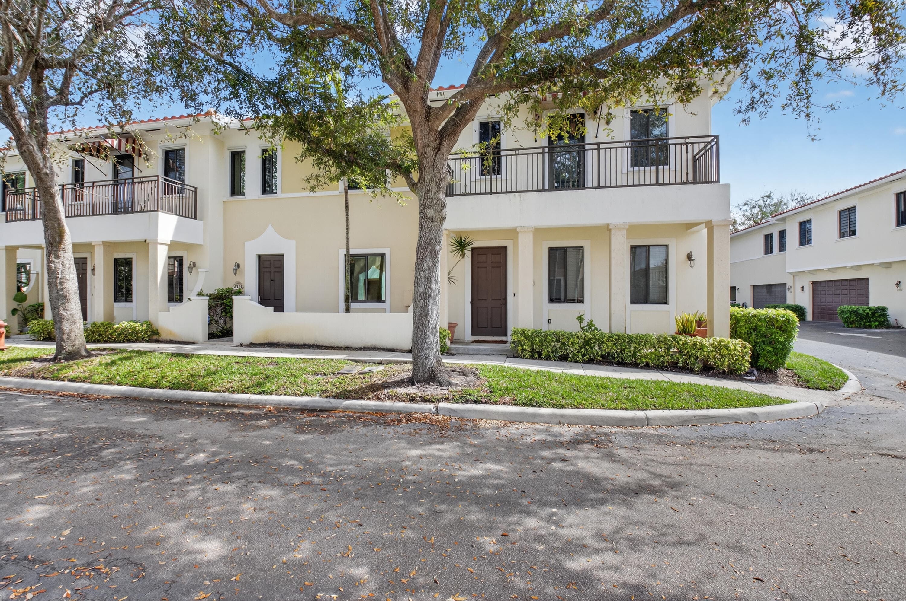 2515 Venetian Court, Boynton Beach, FL 33426 — photo 1 of 32
