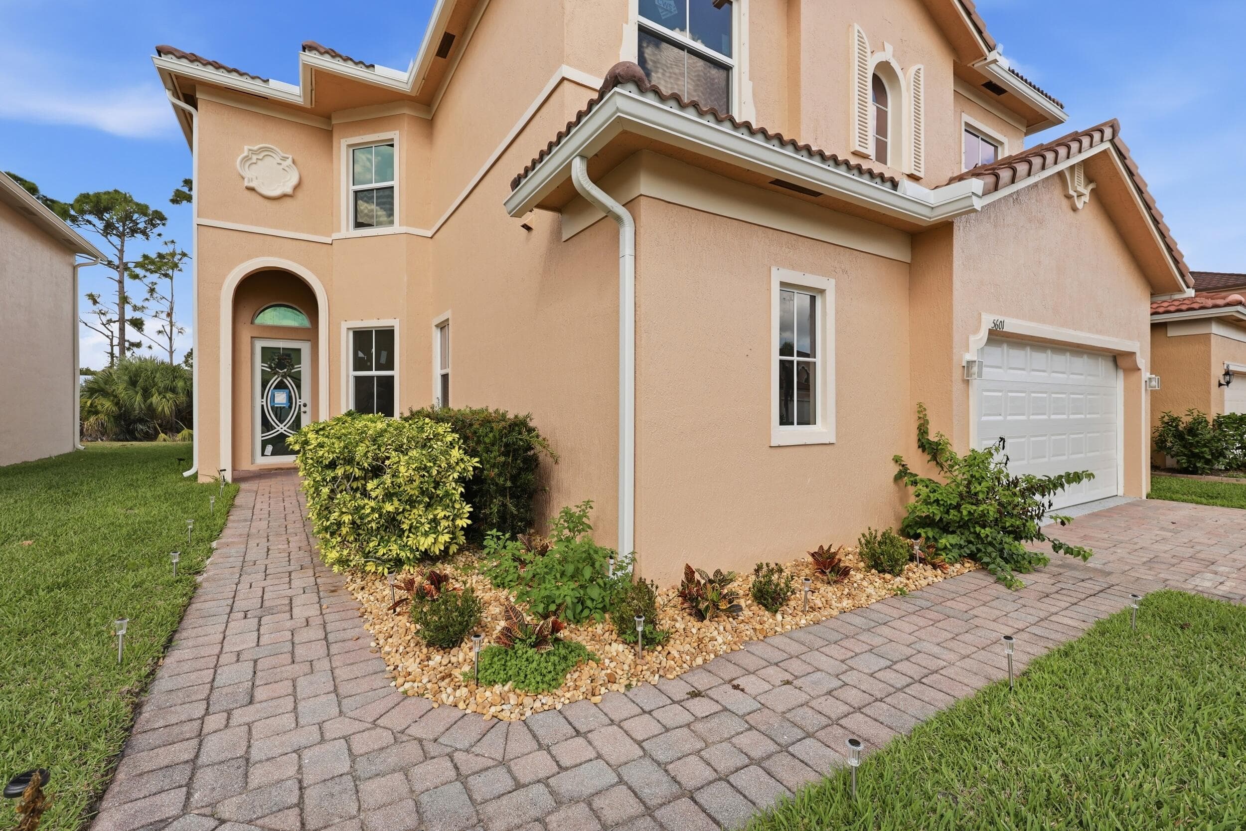 5601 Spanish River Road, Fort Pierce, FL 34951 — photo 2 of 39