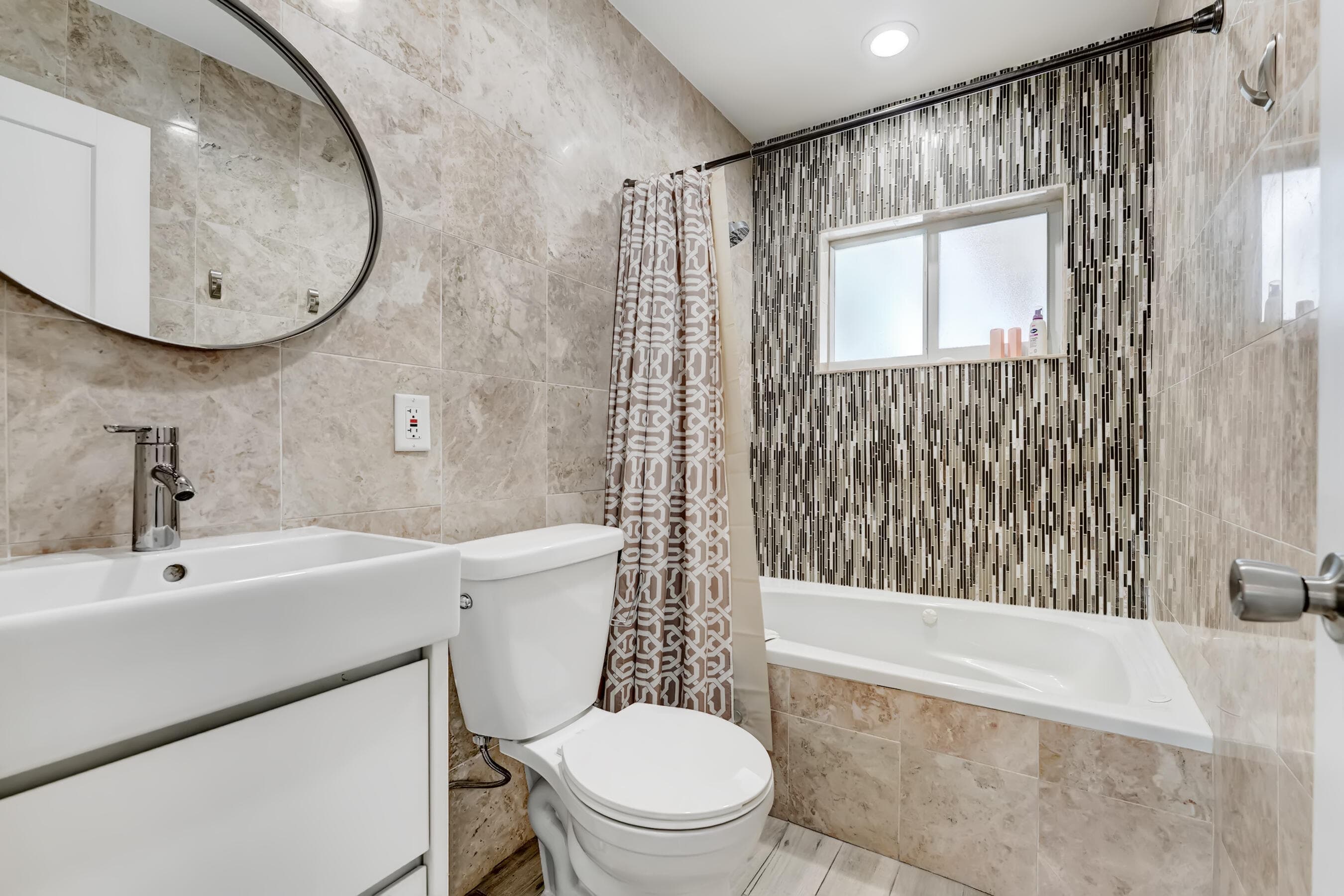 2291 SE 15th Street, Pompano Beach, FL 33062 — photo 9 of 37