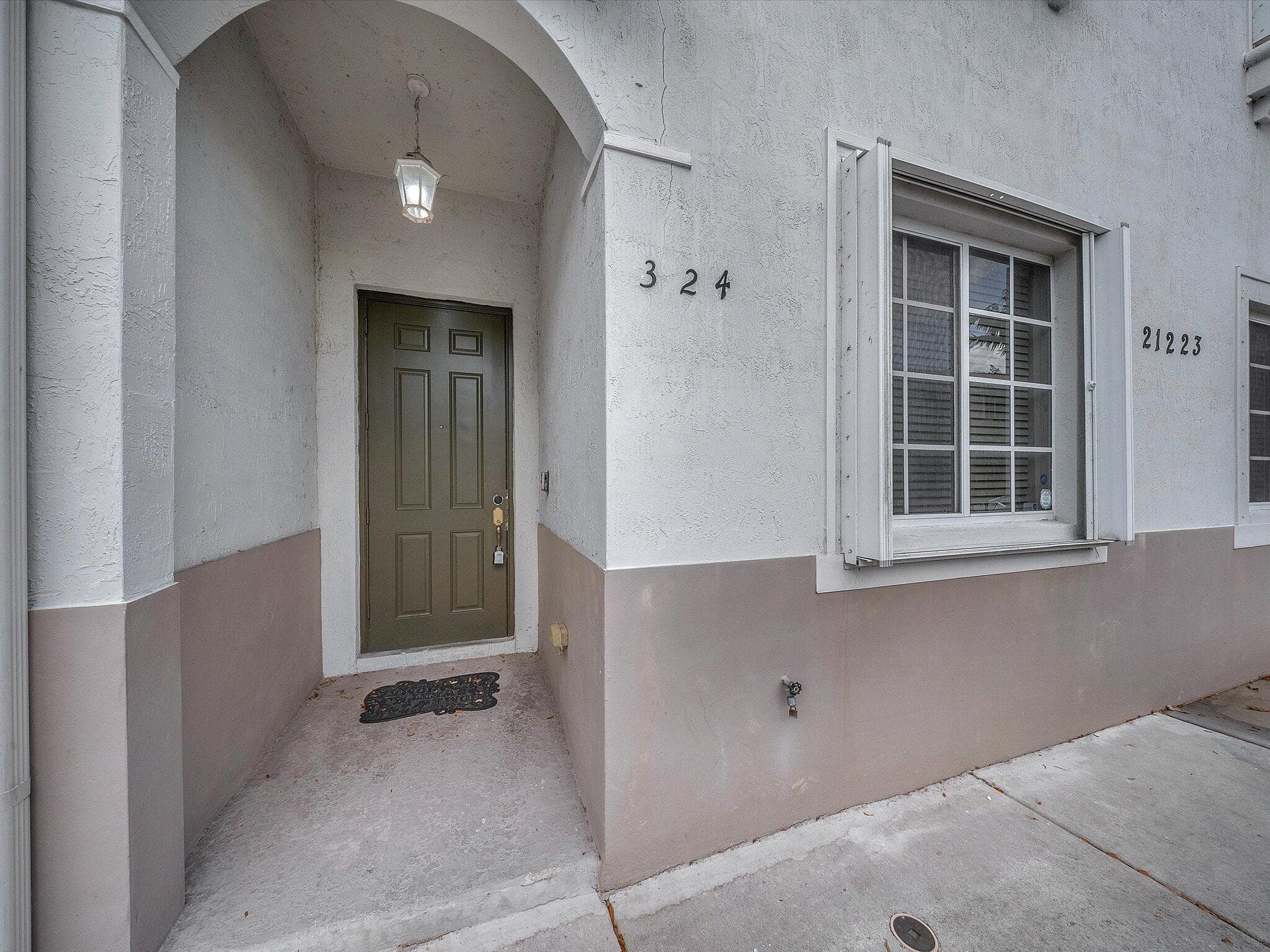 21223 NW 14th Place 324, Miami Gardens, FL 33169 — photo 2 of 25