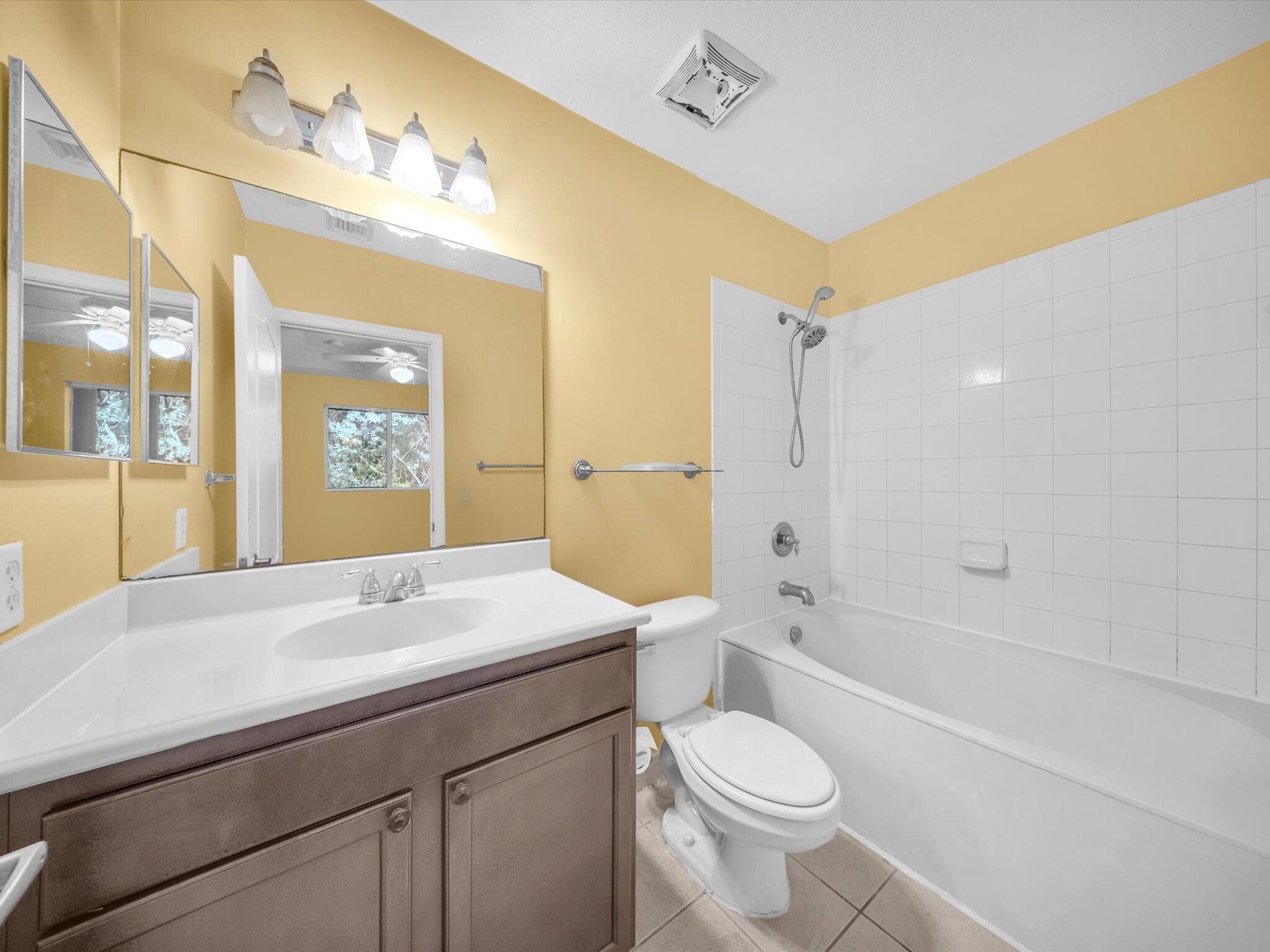 21223 NW 14th Place 324, Miami Gardens, FL 33169 — photo 16 of 25