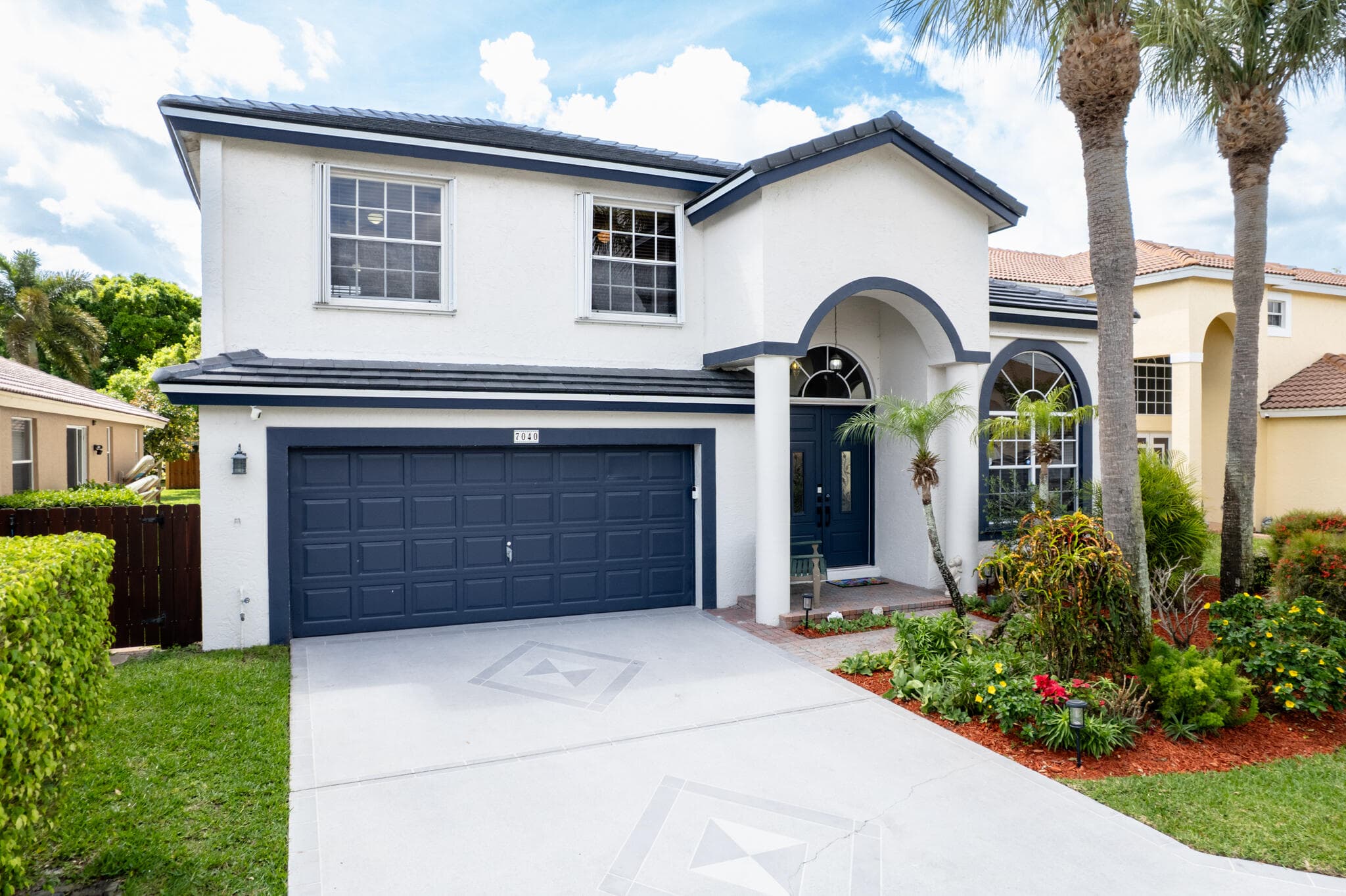 7040 Peninsula Lake Court, Lake Worth, FL 33467 — photo 2 of 48