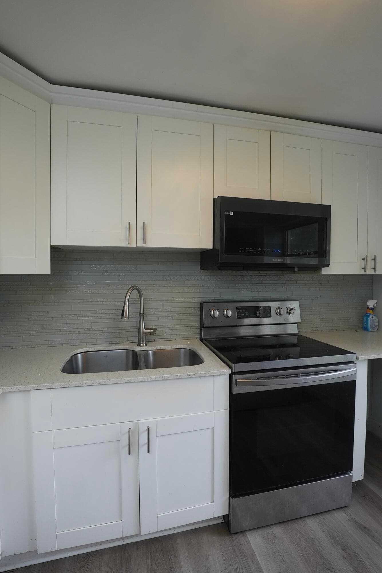 4168 Inverrary Drive 102, Lauderhill, FL 33319 — photo 4 of 8
