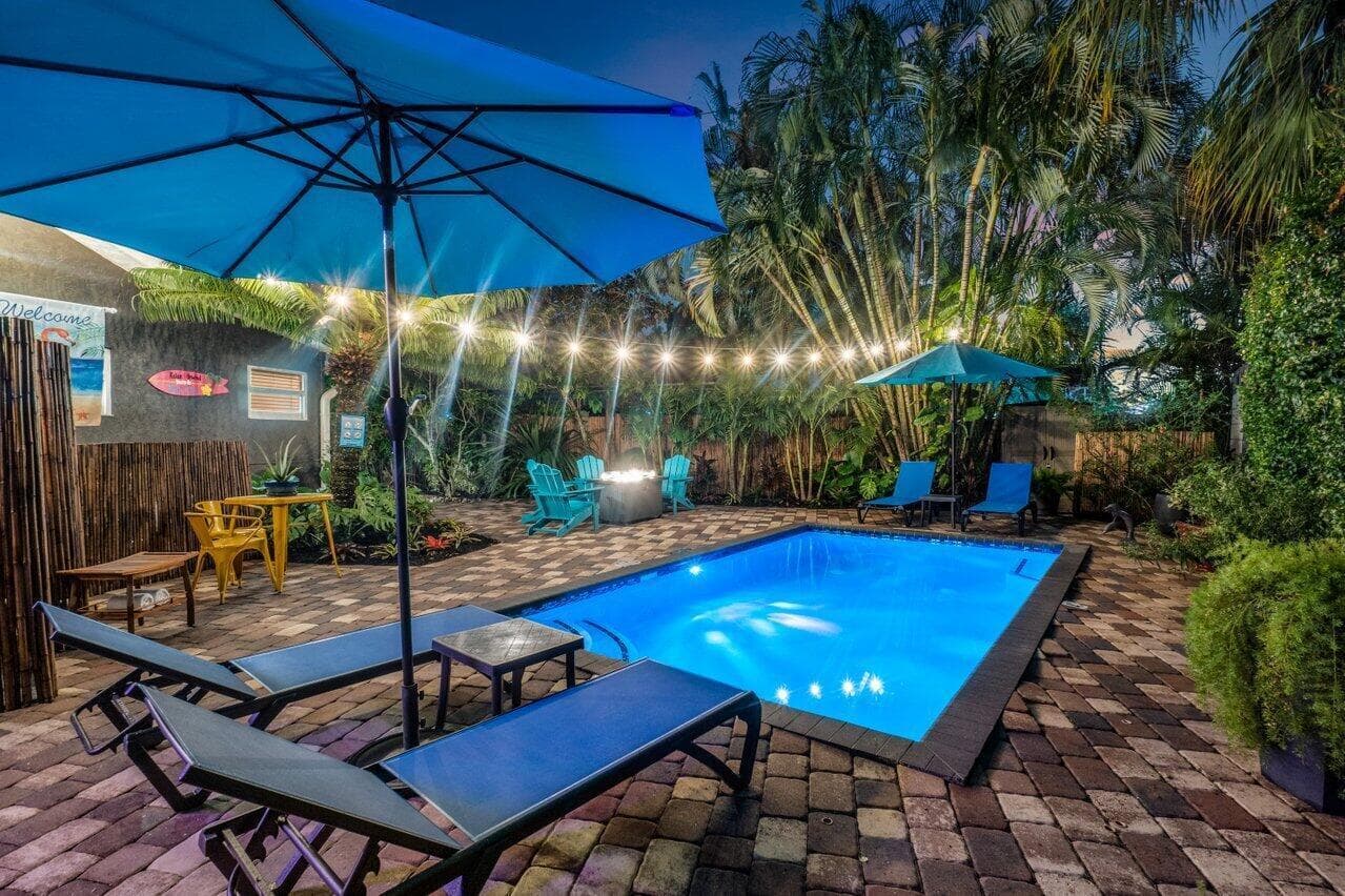 1911 Parker Avenue, West Palm Beach, FL 33401 — photo 2 of 111