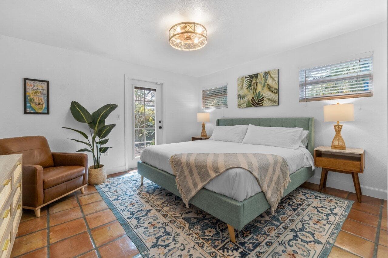 1911 Parker Avenue, West Palm Beach, FL 33401 — photo 3 of 111
