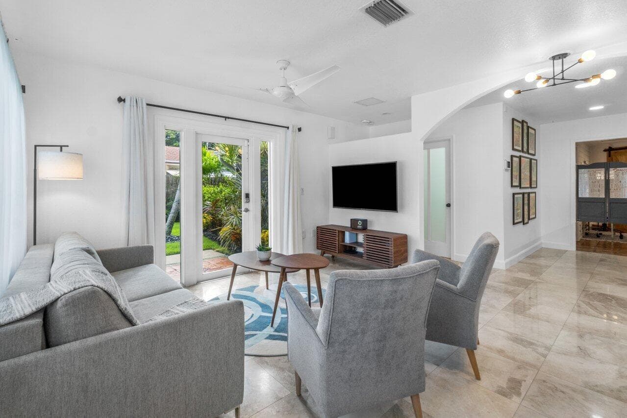 1911 Parker Avenue, West Palm Beach, FL 33401 — photo 17 of 111