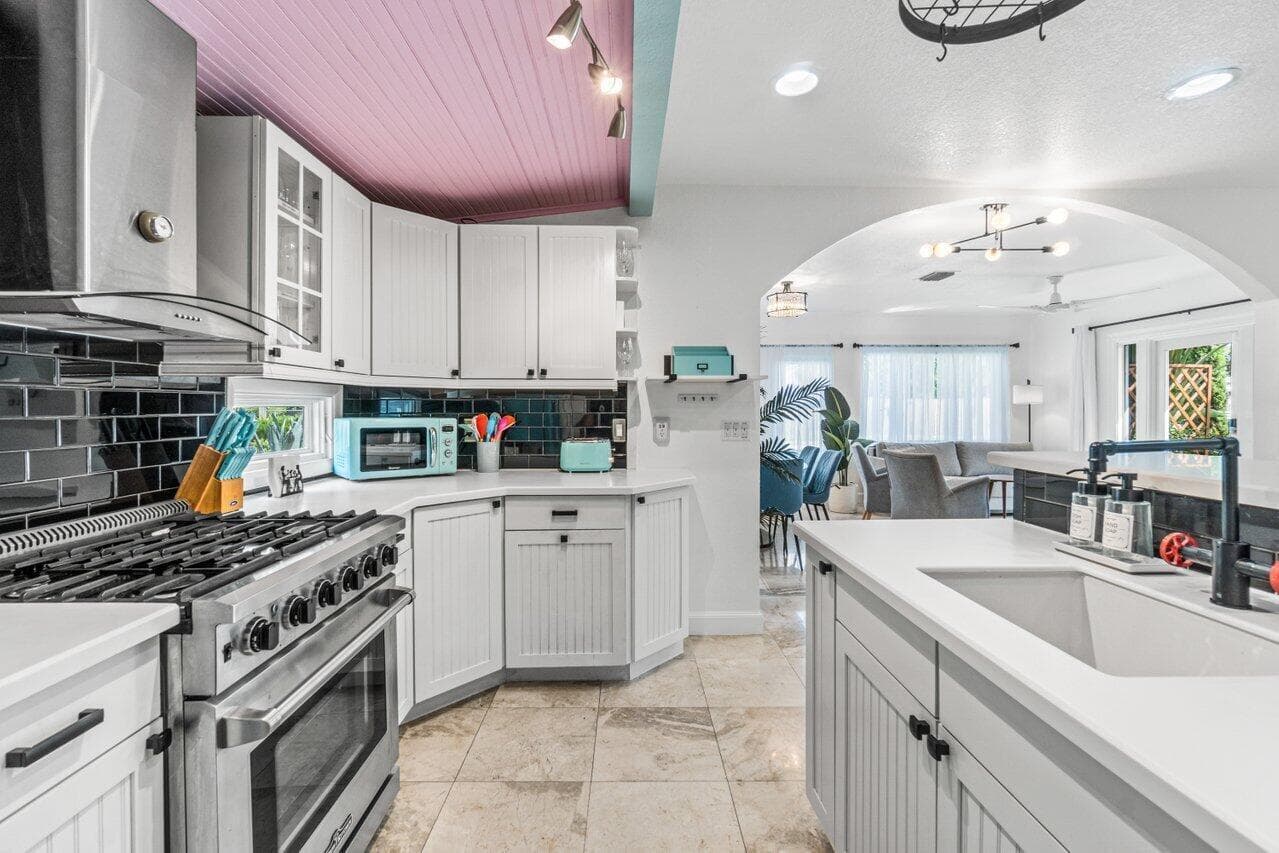 1911 Parker Avenue, West Palm Beach, FL 33401 — photo 22 of 111