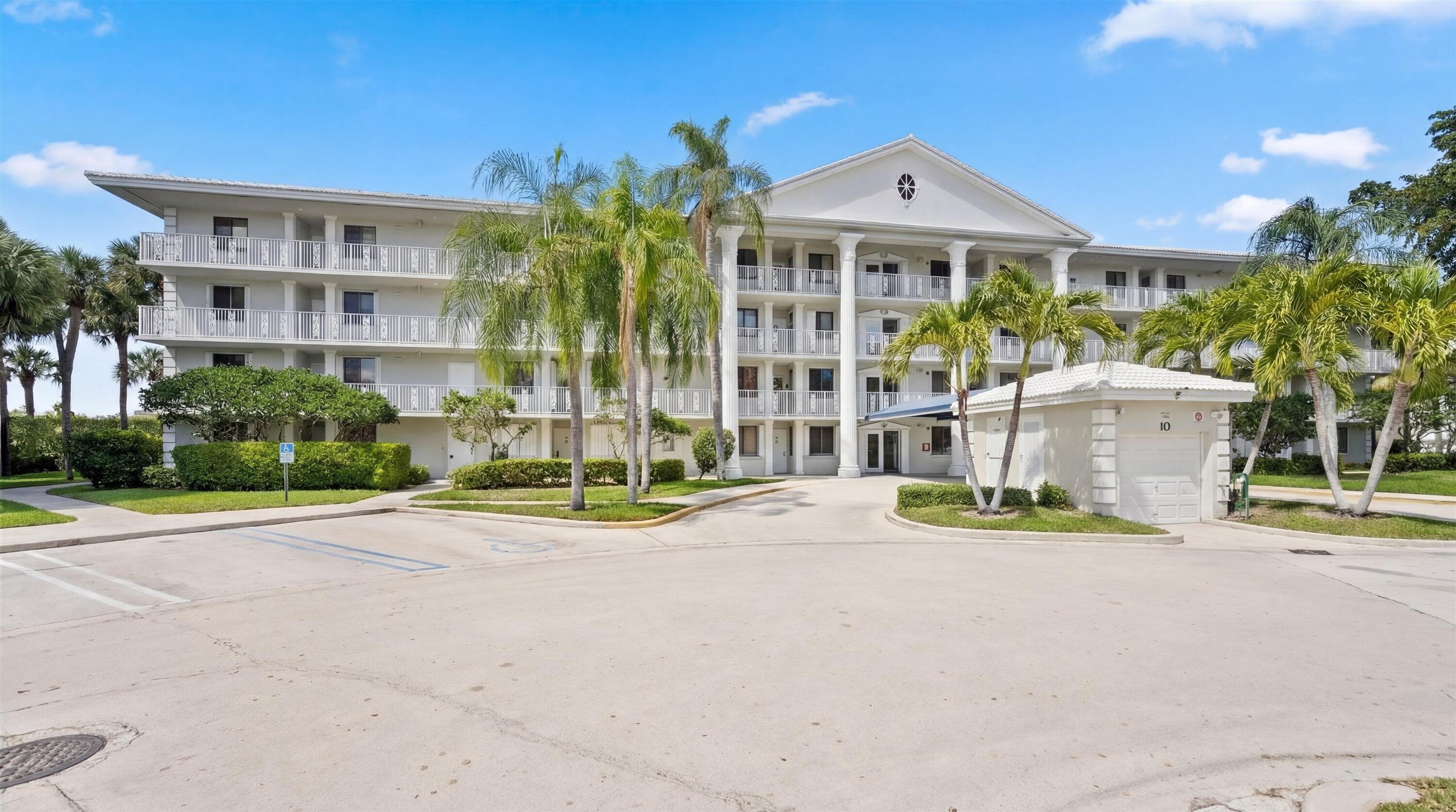 2741 Village Boulevard 303, West Palm Beach, FL 33409 — photo 2 of 19