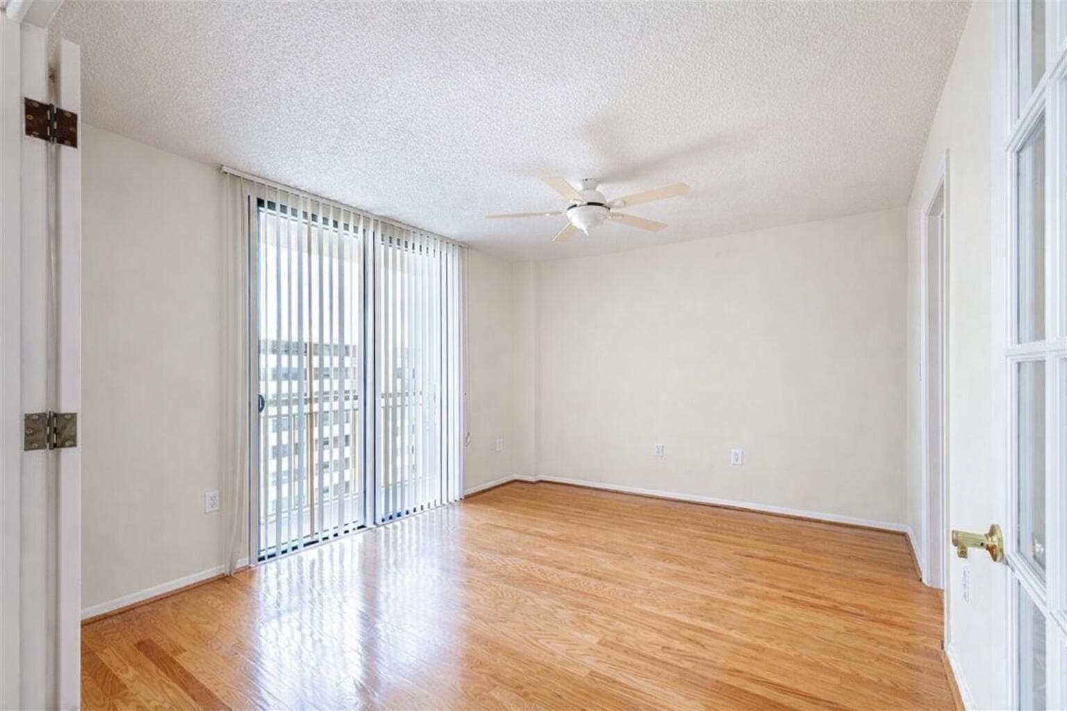 3100 NE 48th Street 908, Fort Lauderdale, FL 33308 — photo 16 of 38