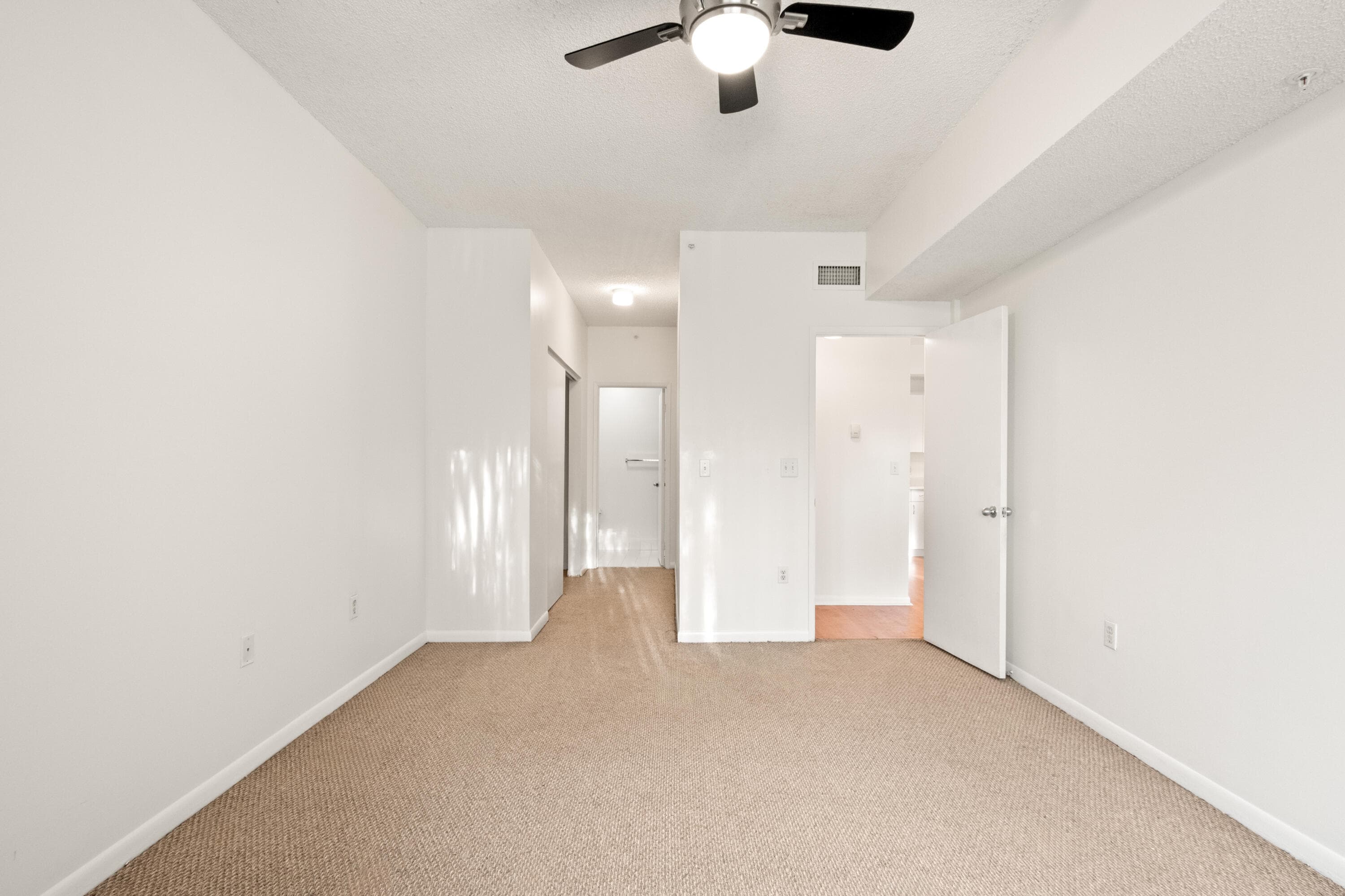 6960 SW 39th E205, Davie, FL 33314 — photo 19 of 33