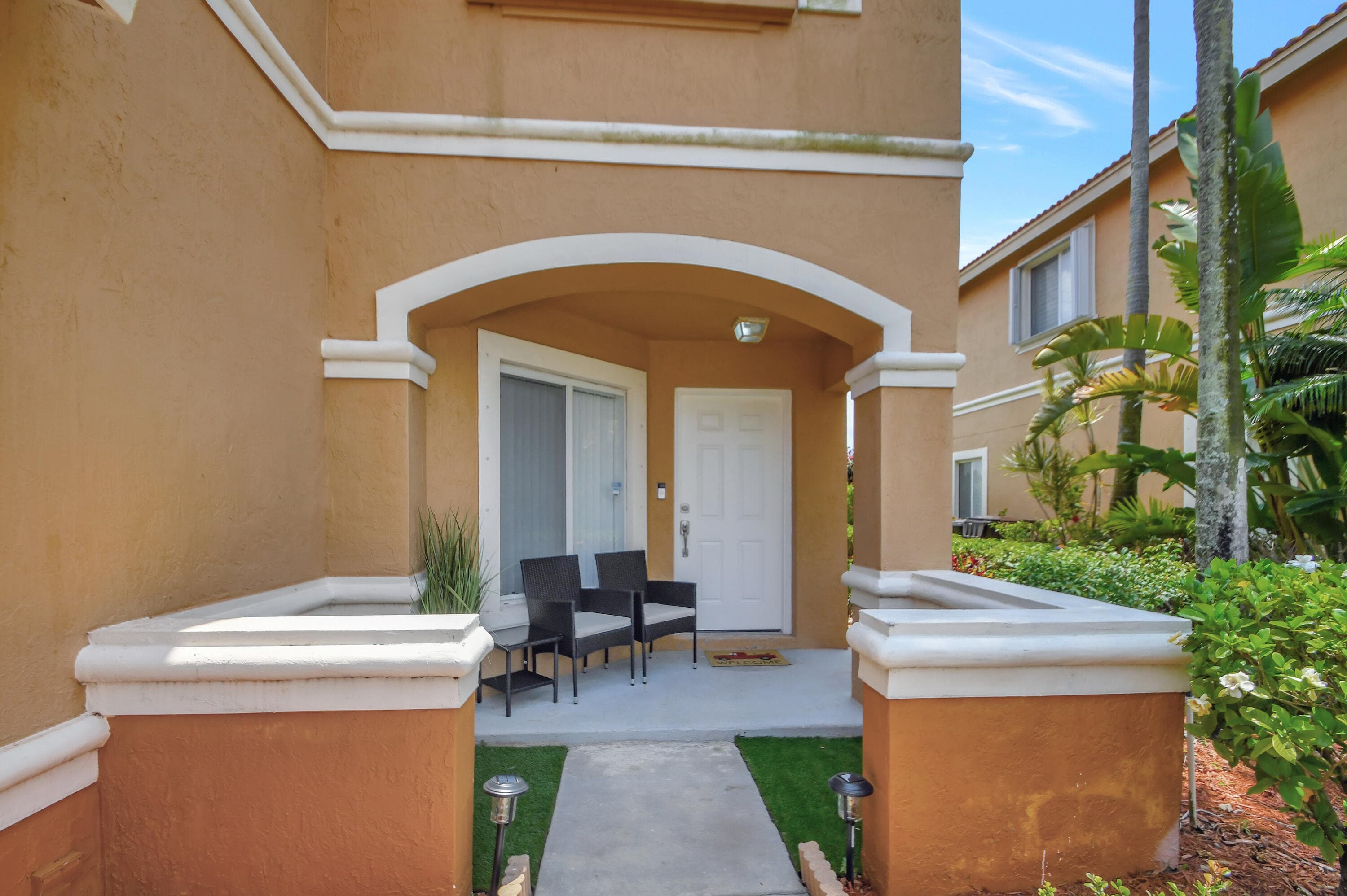 6194 Reynolds Street, West Palm Beach, FL 33411 — photo 5 of 61