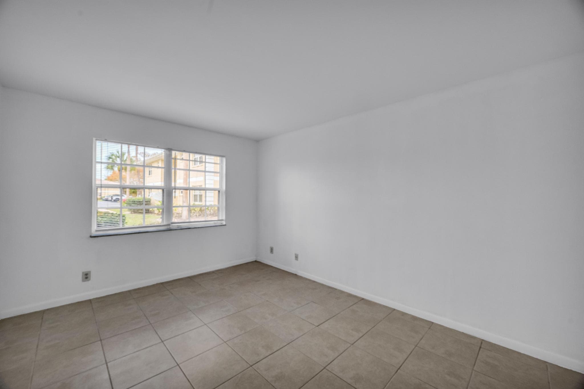1552 SE Royal Green Circle O-103, Port St. Lucie, FL 34952 — photo 14 of 32