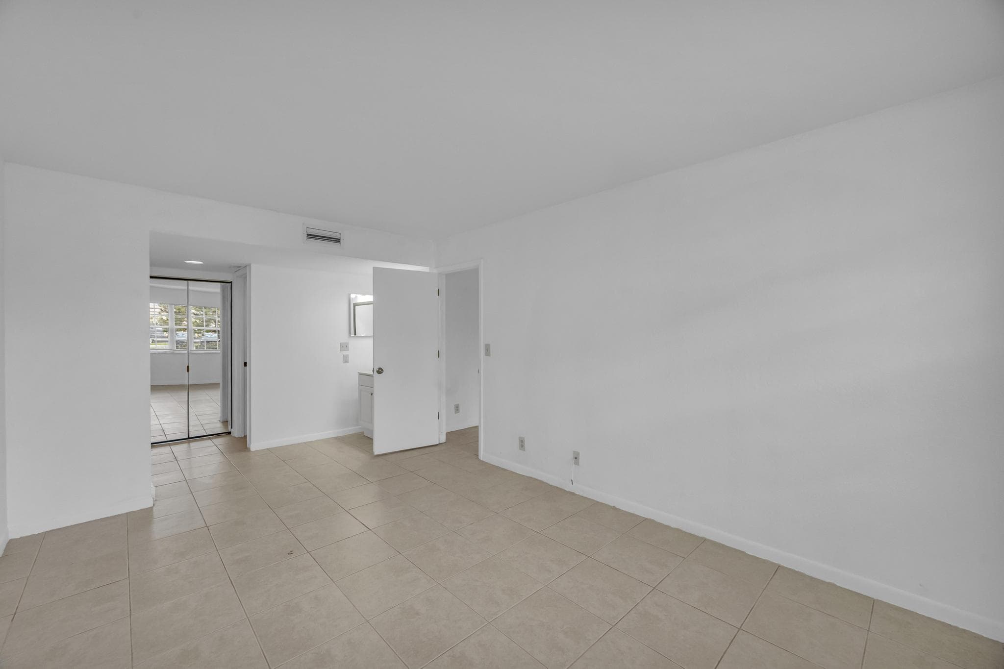 1552 SE Royal Green Circle O-103, Port St. Lucie, FL 34952 — photo 12 of 32