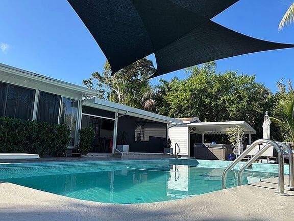 186 12th Street SE, Vero Beach, FL 32962 — photo 5 of 14