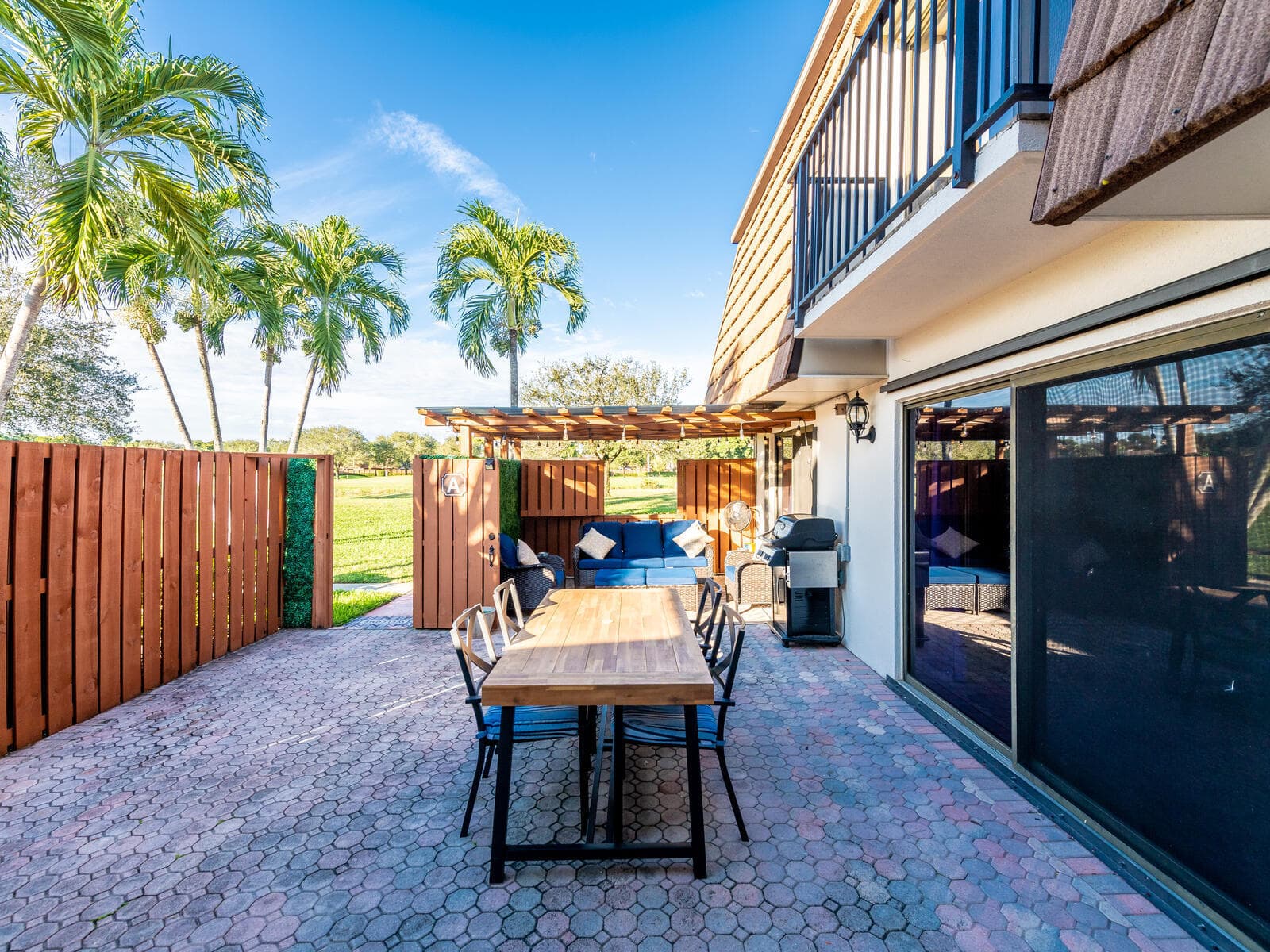 9131 SW 20th Place A, Davie, FL 33324 — photo 4 of 32