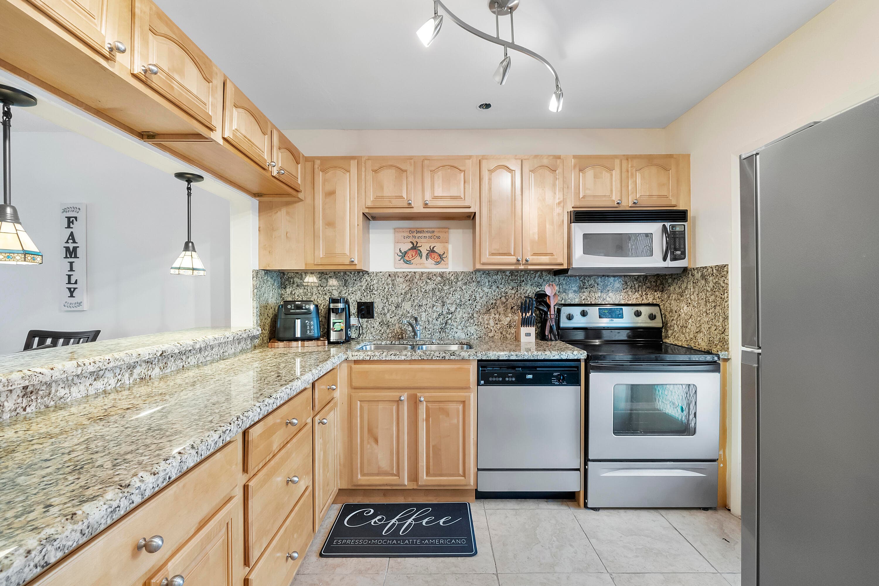 5200 Washington Street 301, Hollywood, FL 33021 — photo 3 of 13