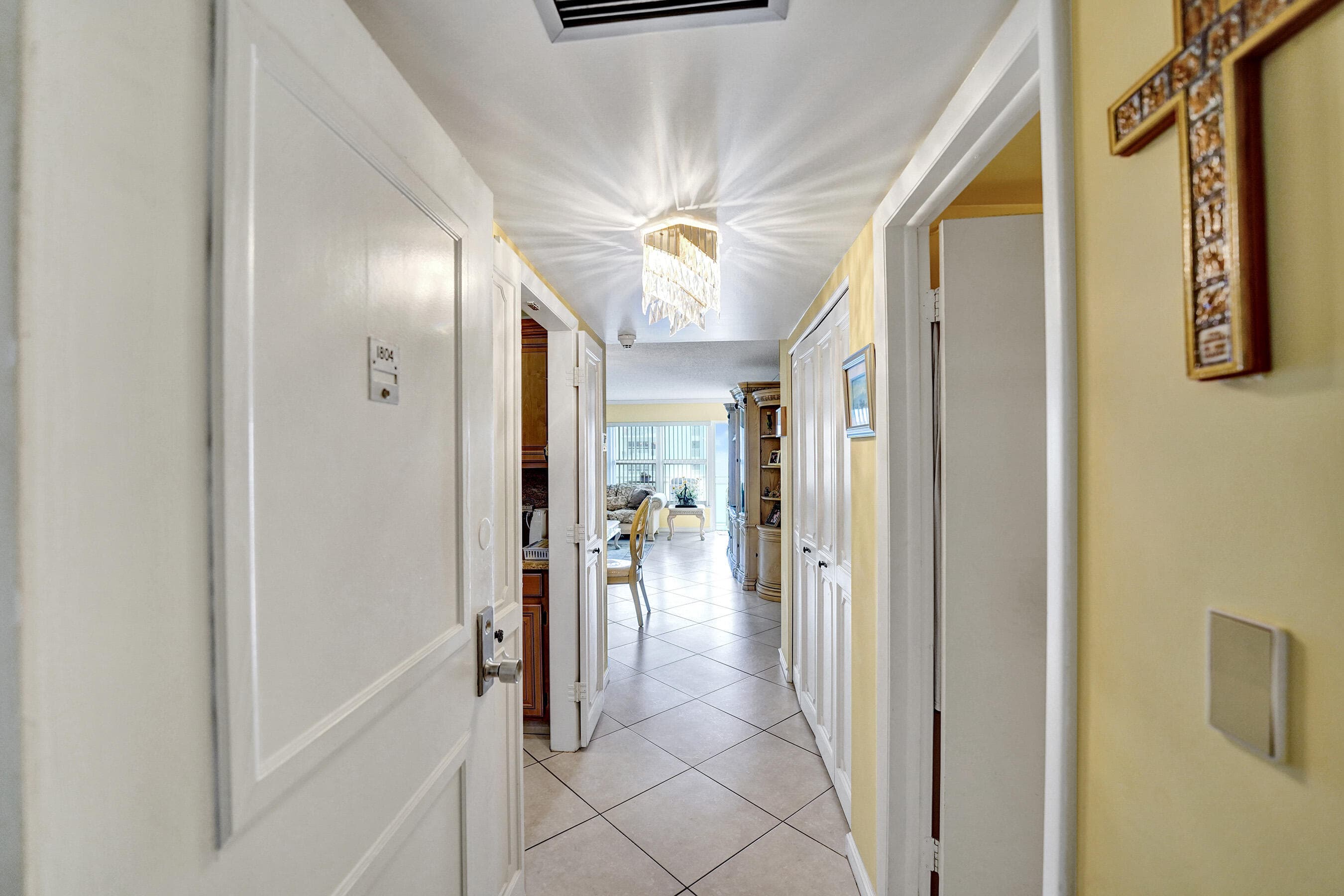 3900 Galt Ocean Drive Apt 1804, Fort Lauderdale, FL 33308 — photo 4 of 91
