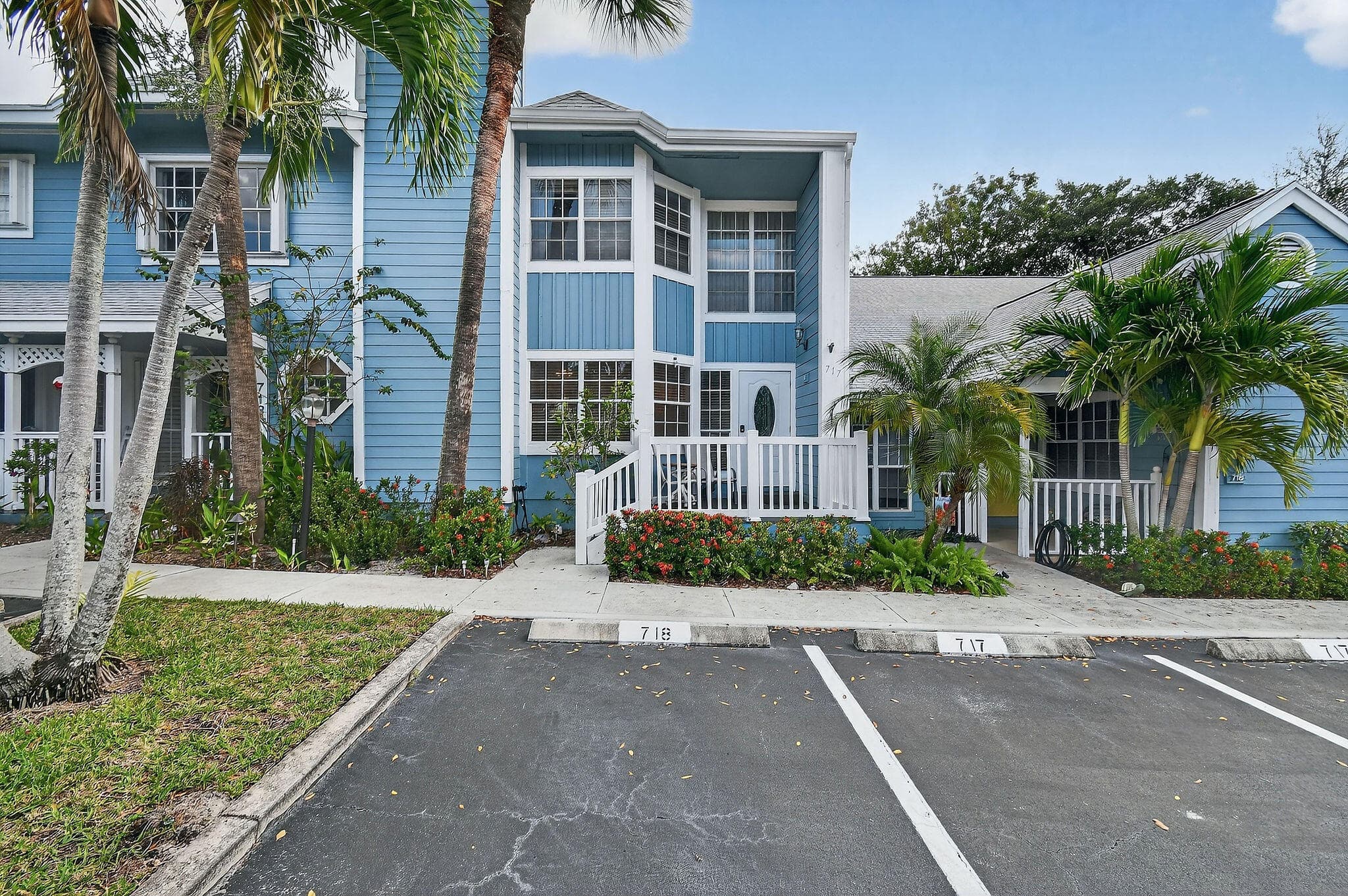 717 Ocean Dunes Circle, Jupiter, FL 33477 — photo 1 of 44