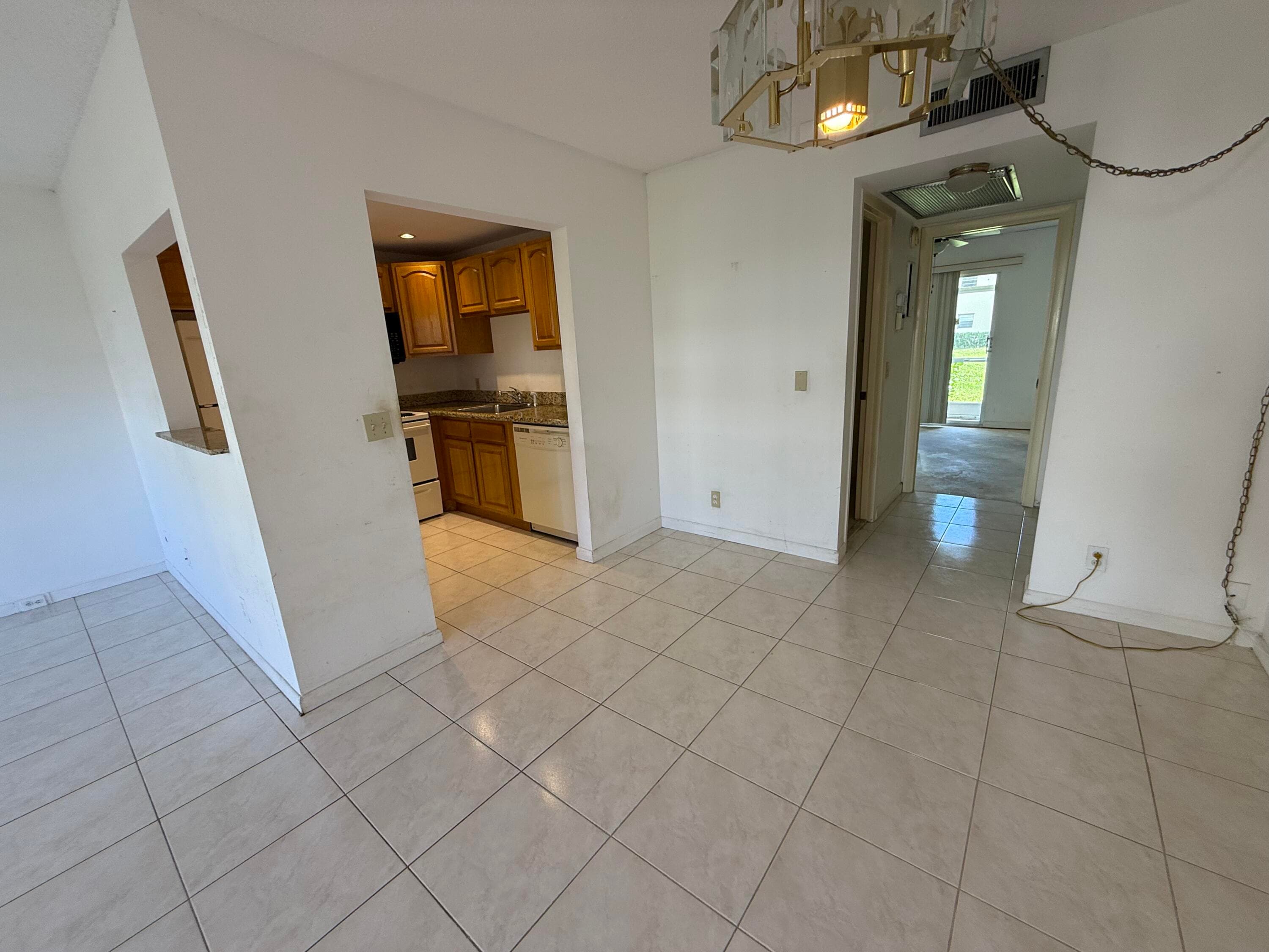 13 Dorset A, Boca Raton, FL 33434 — photo 17 of 69
