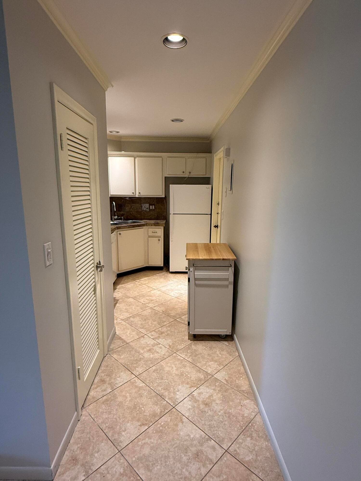 136 NE 19th Court 220f, Wilton Manors, FL 33305 — photo 7 of 19
