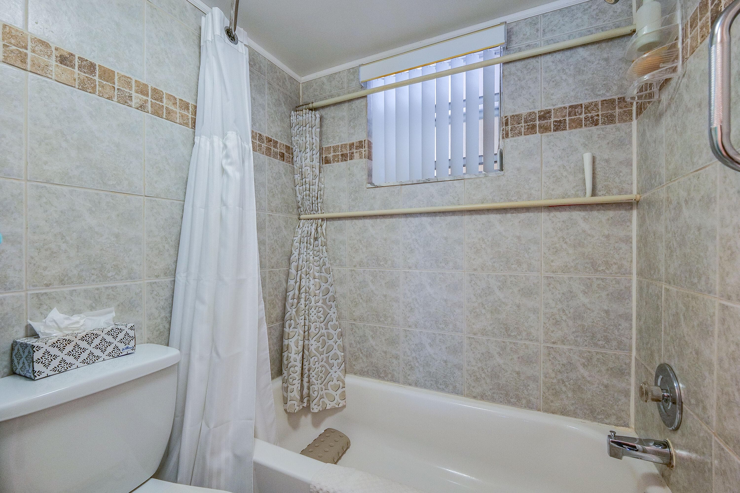 3531 Inverrary Drive 105, Lauderhill, FL 33319 — photo 18 of 56