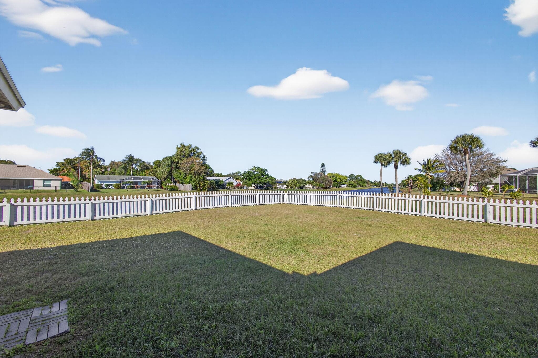 2501 SE Mariposa Avenue, Port St. Lucie, FL 34952 — photo 23 of 50