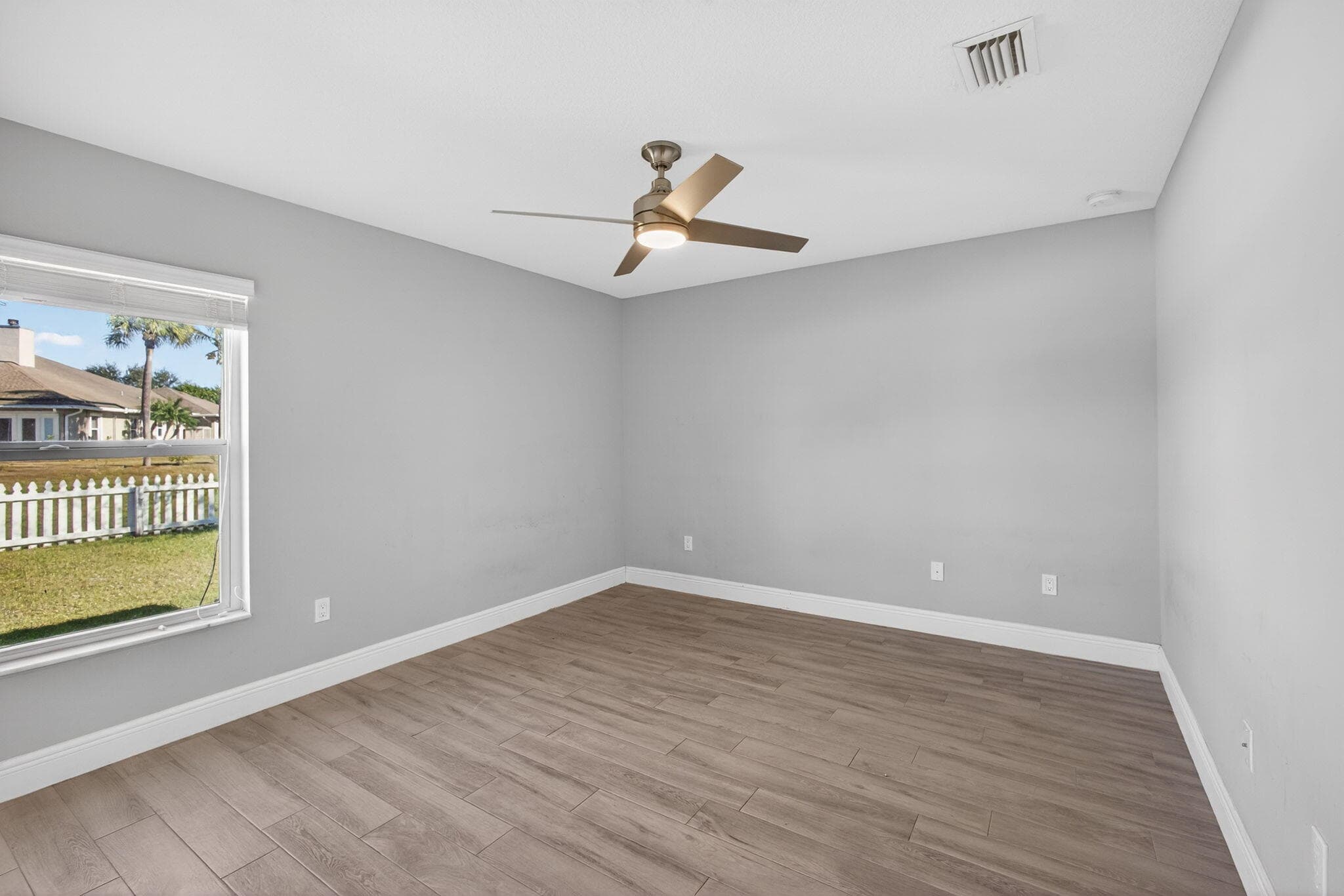 2501 SE Mariposa Avenue, Port St. Lucie, FL 34952 — photo 13 of 50