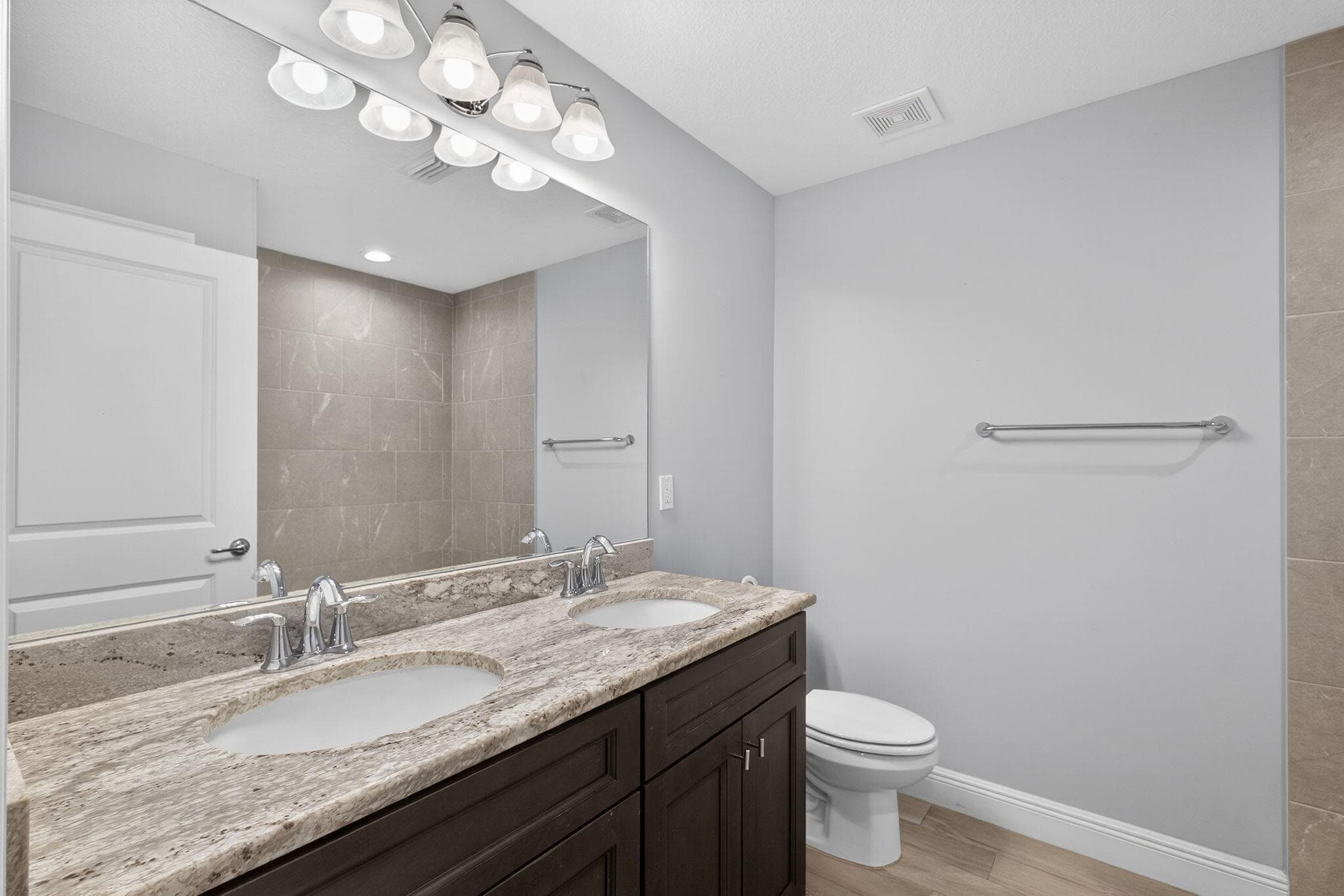 2501 SE Mariposa Avenue, Port St. Lucie, FL 34952 — photo 12 of 50
