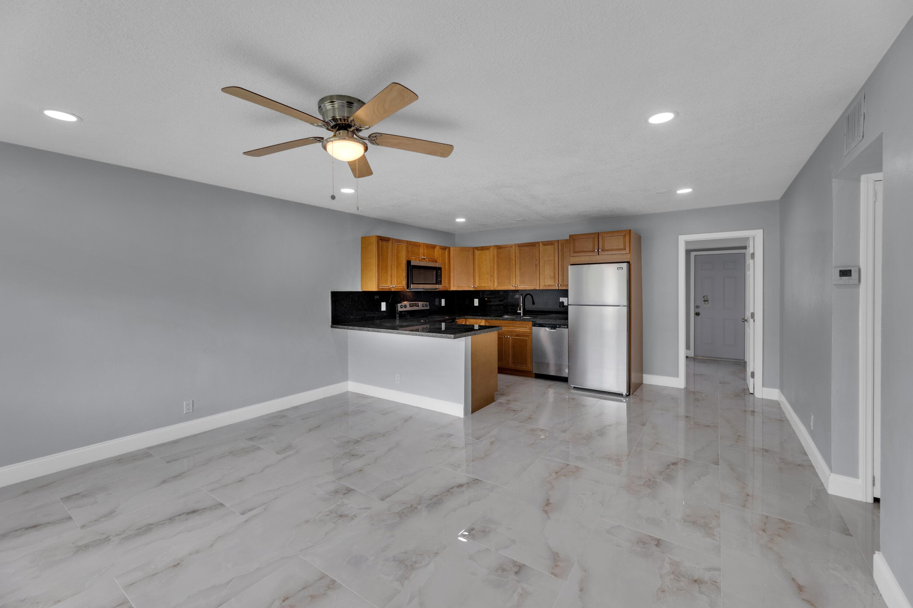 800-802 SW 6th Court, Pompano Beach, FL 33060 — photo 3 of 38