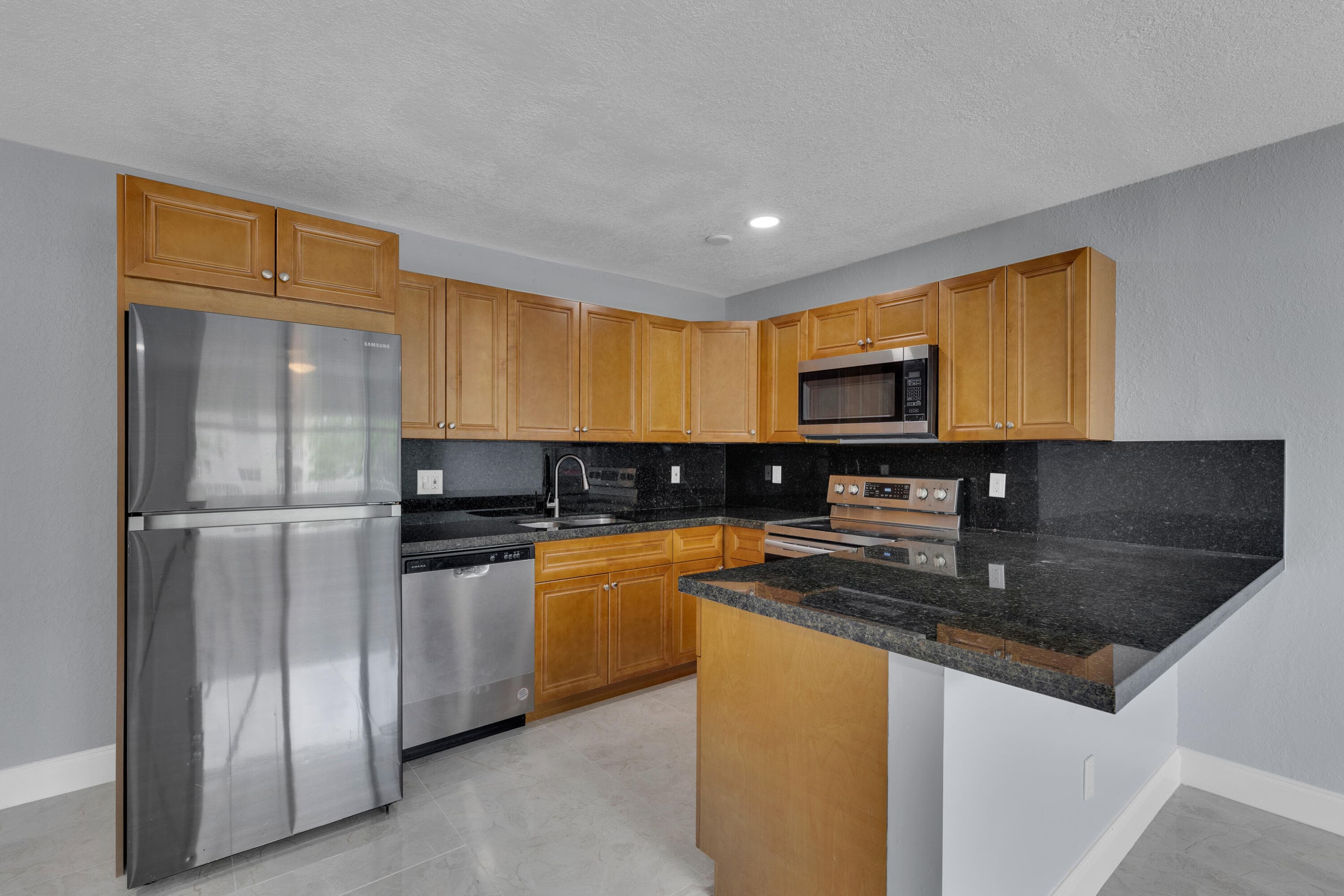 800-802 SW 6th Court, Pompano Beach, FL 33060 — photo 24 of 38