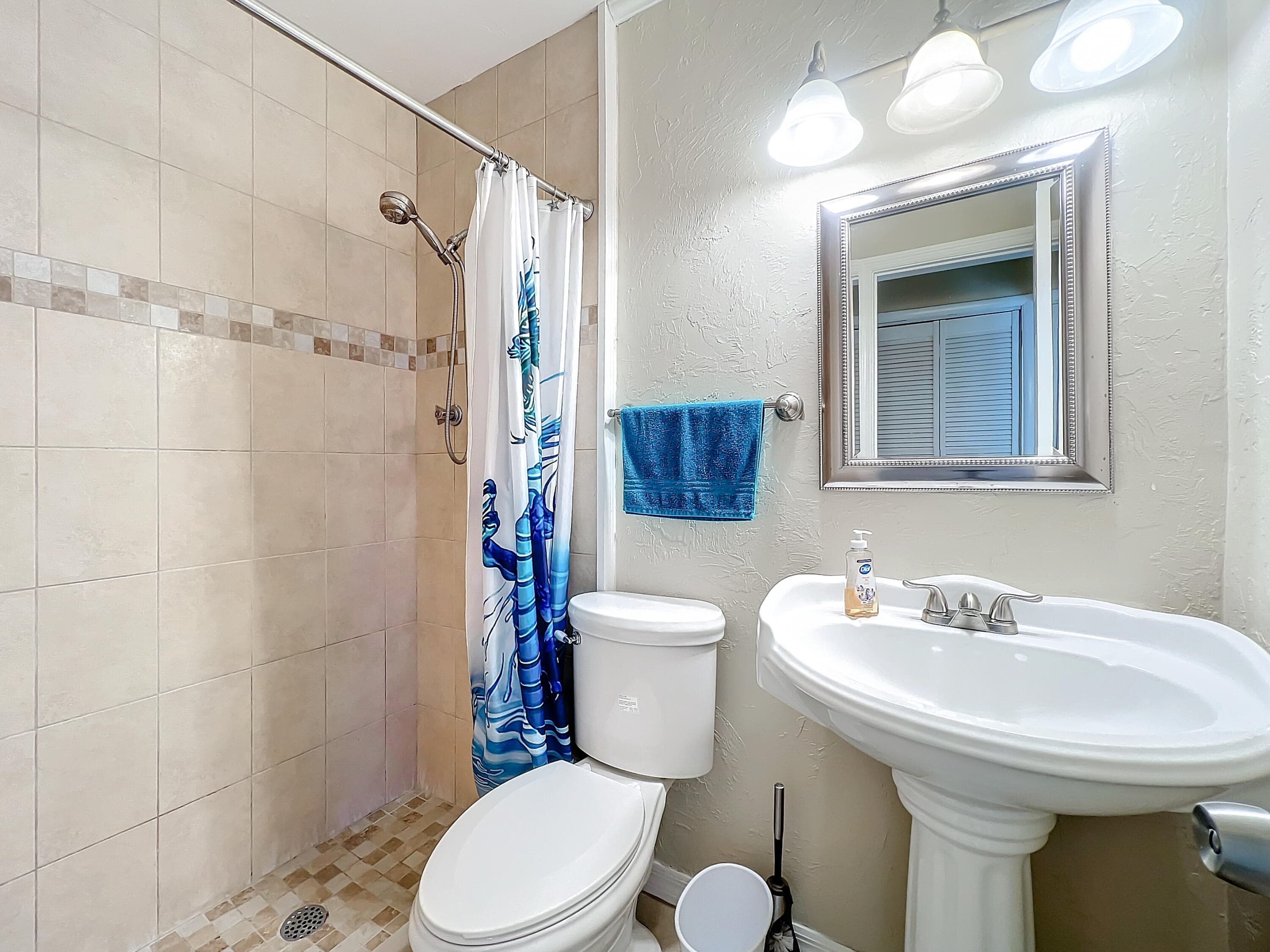 6803 Kingston Drive, Lake Worth, FL 33462 — photo 11 of 26