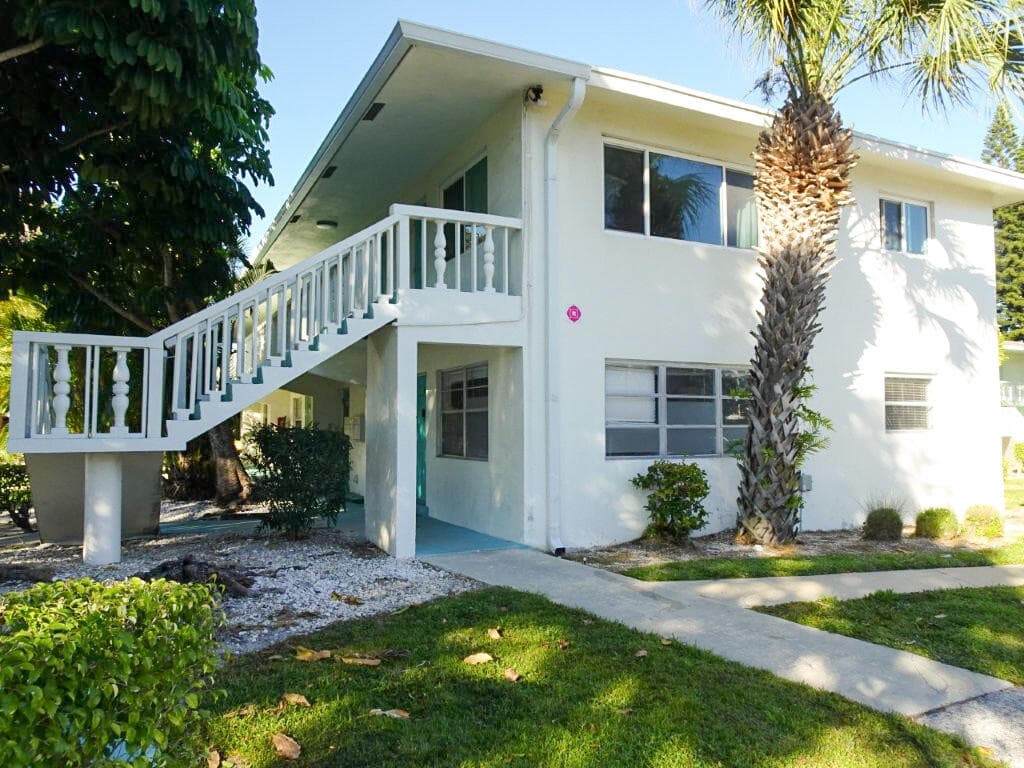 316 SE 1st Street 5c, Boynton Beach, FL 33435 — photo 1 of 12
