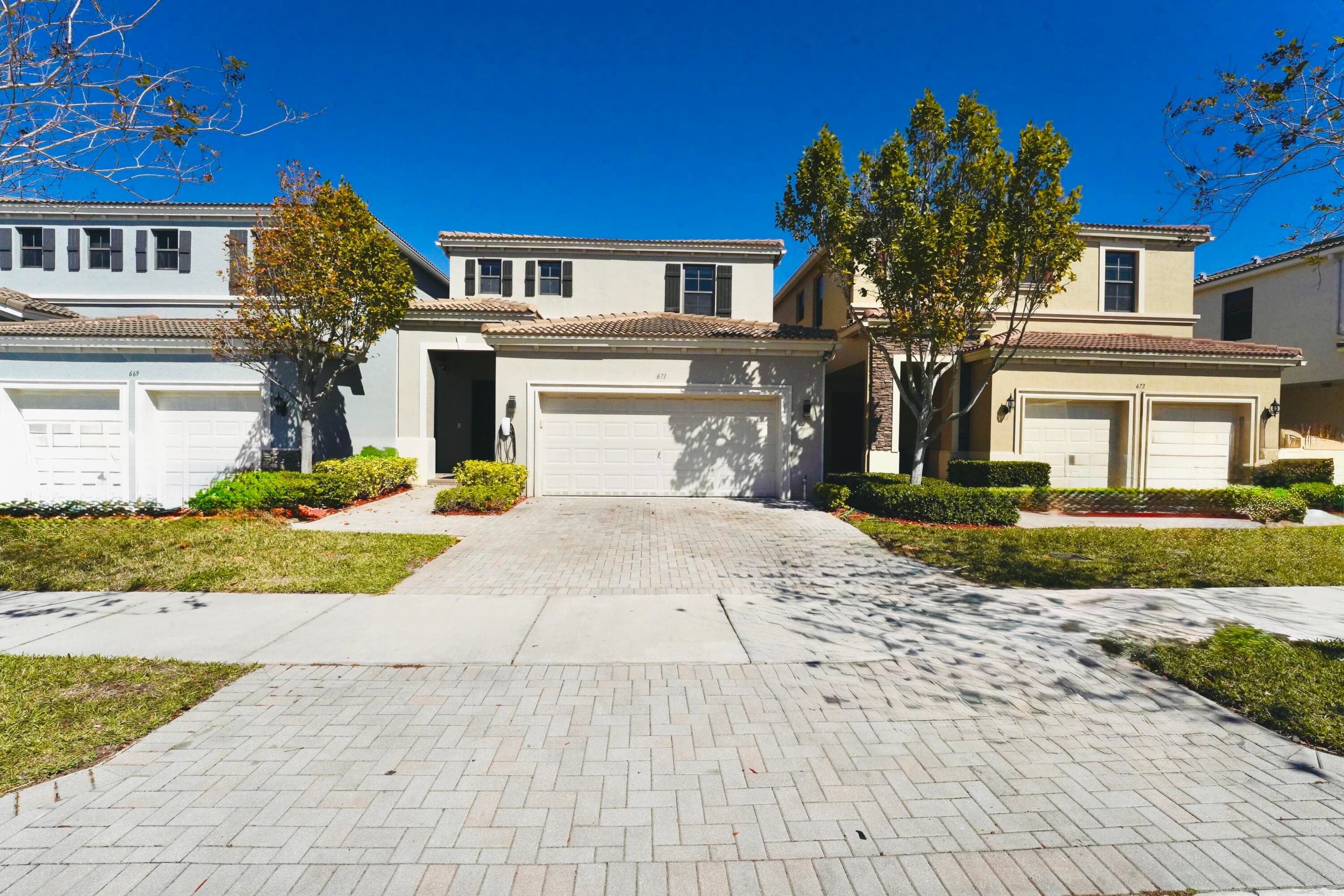 671 NE 191st Terrace, Miami, FL 33179 — photo 1 of 38