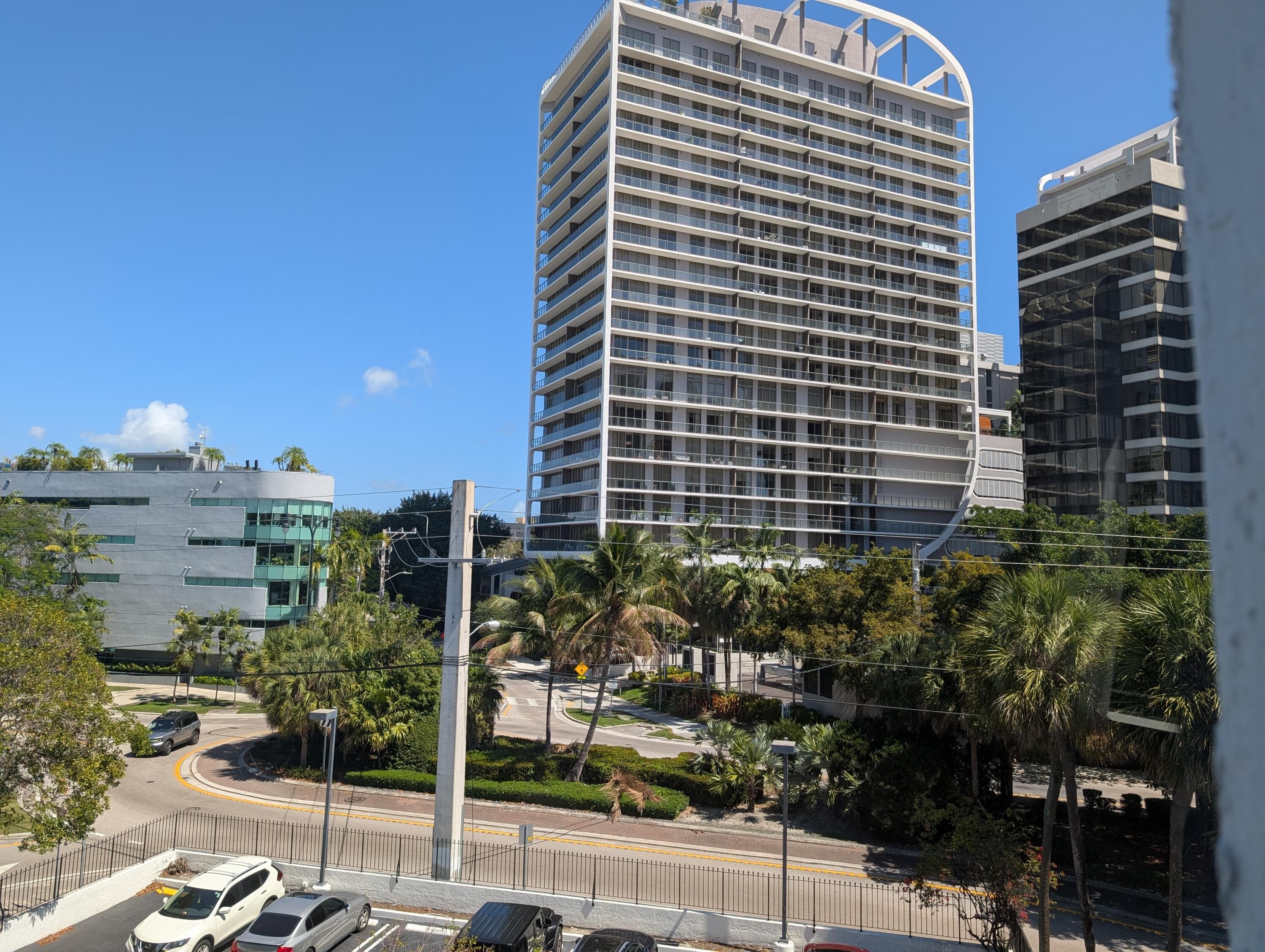 2715 Tigertail Avenue Apt 402, Miami, FL 33133 — photo 34 of 38