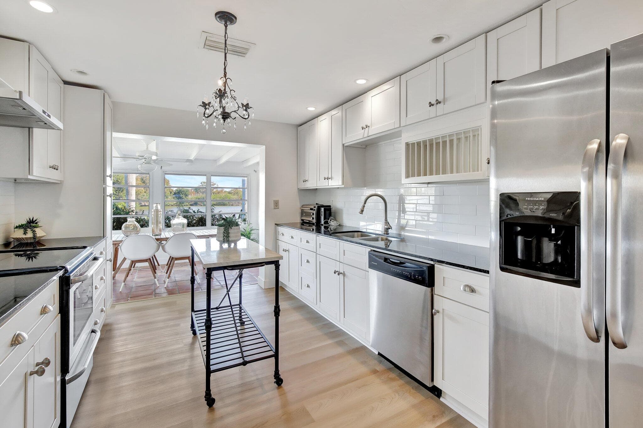 3019 N 57th Drive, Hollywood, FL 33021 — photo 9 of 44