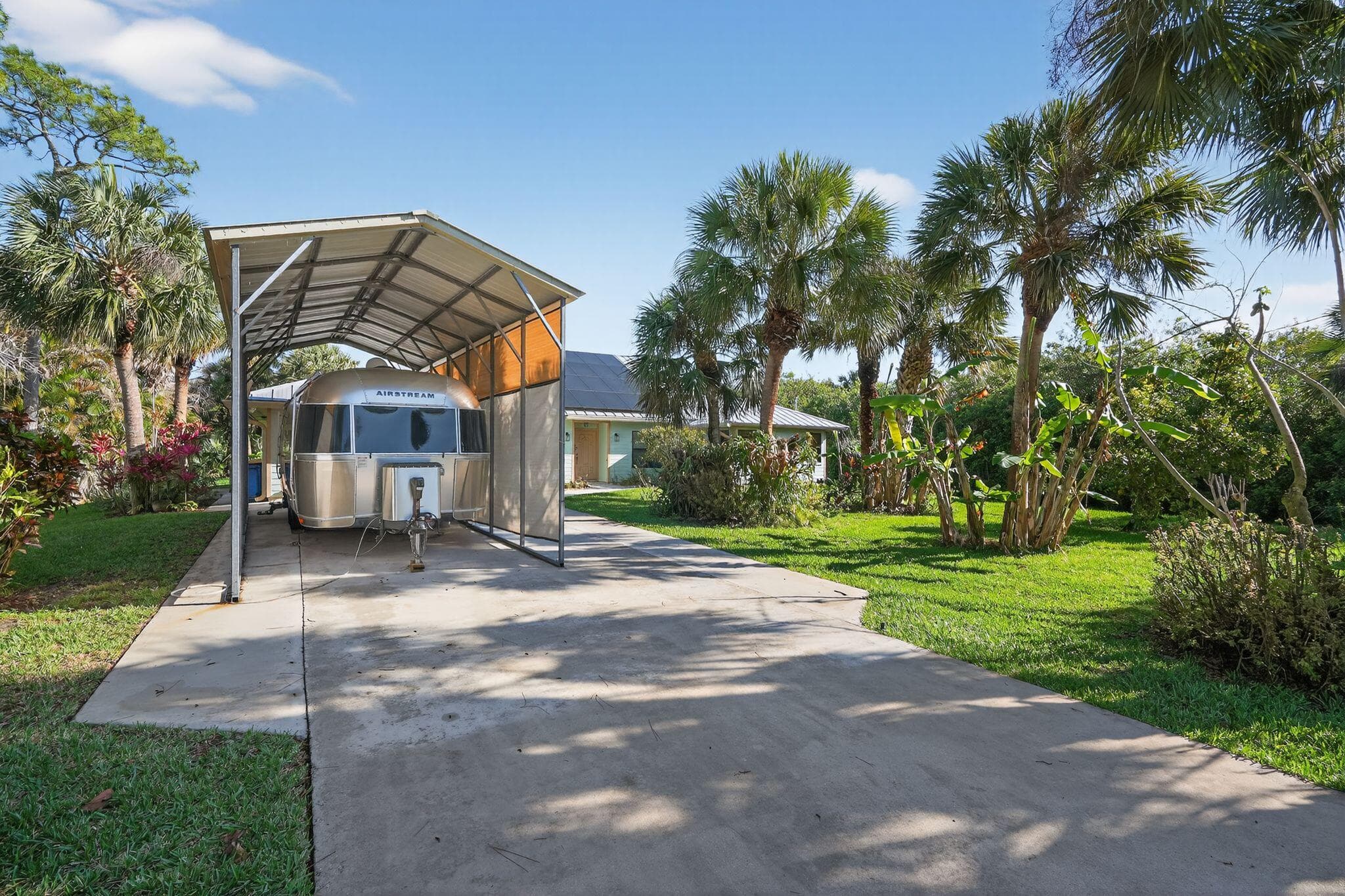 8535 SE May Terrace, Hobe Sound, FL 33455 — photo 5 of 37