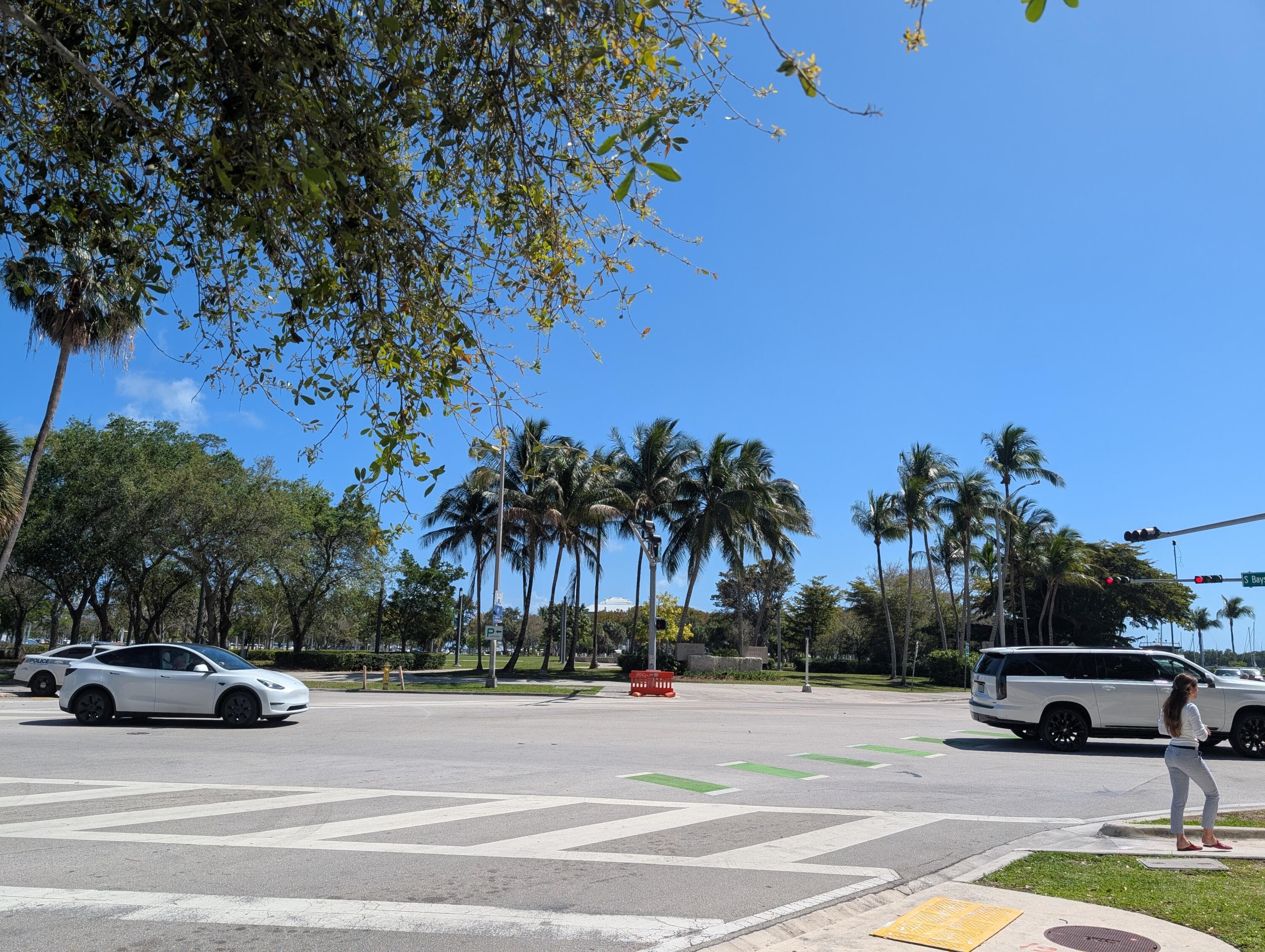 2715 Tigertail Avenue Apt 402, Miami, FL 33133 — photo 37 of 38