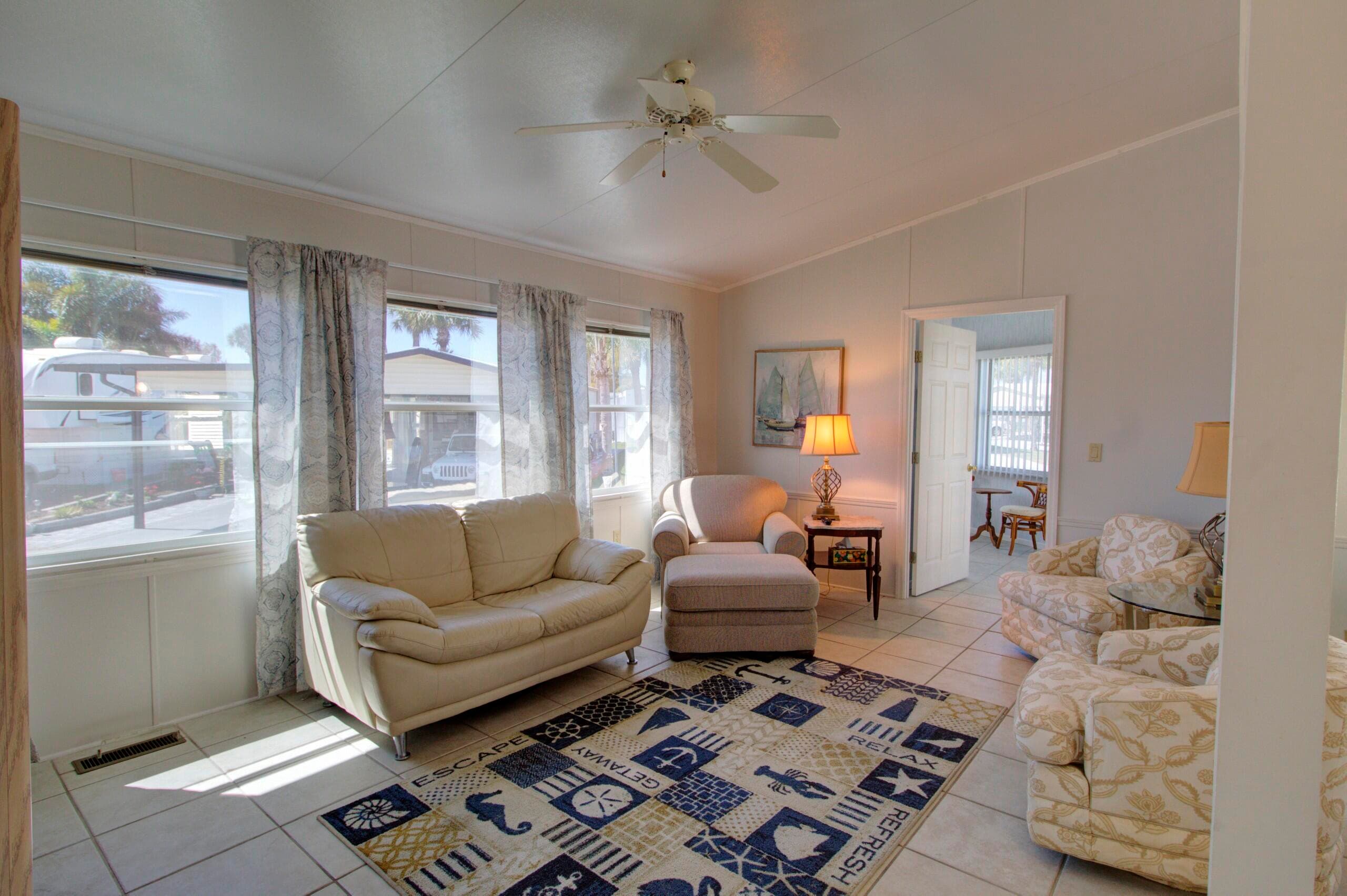 5395 SE 64th Terrace, Okeechobee, FL 34974 — photo 3 of 24