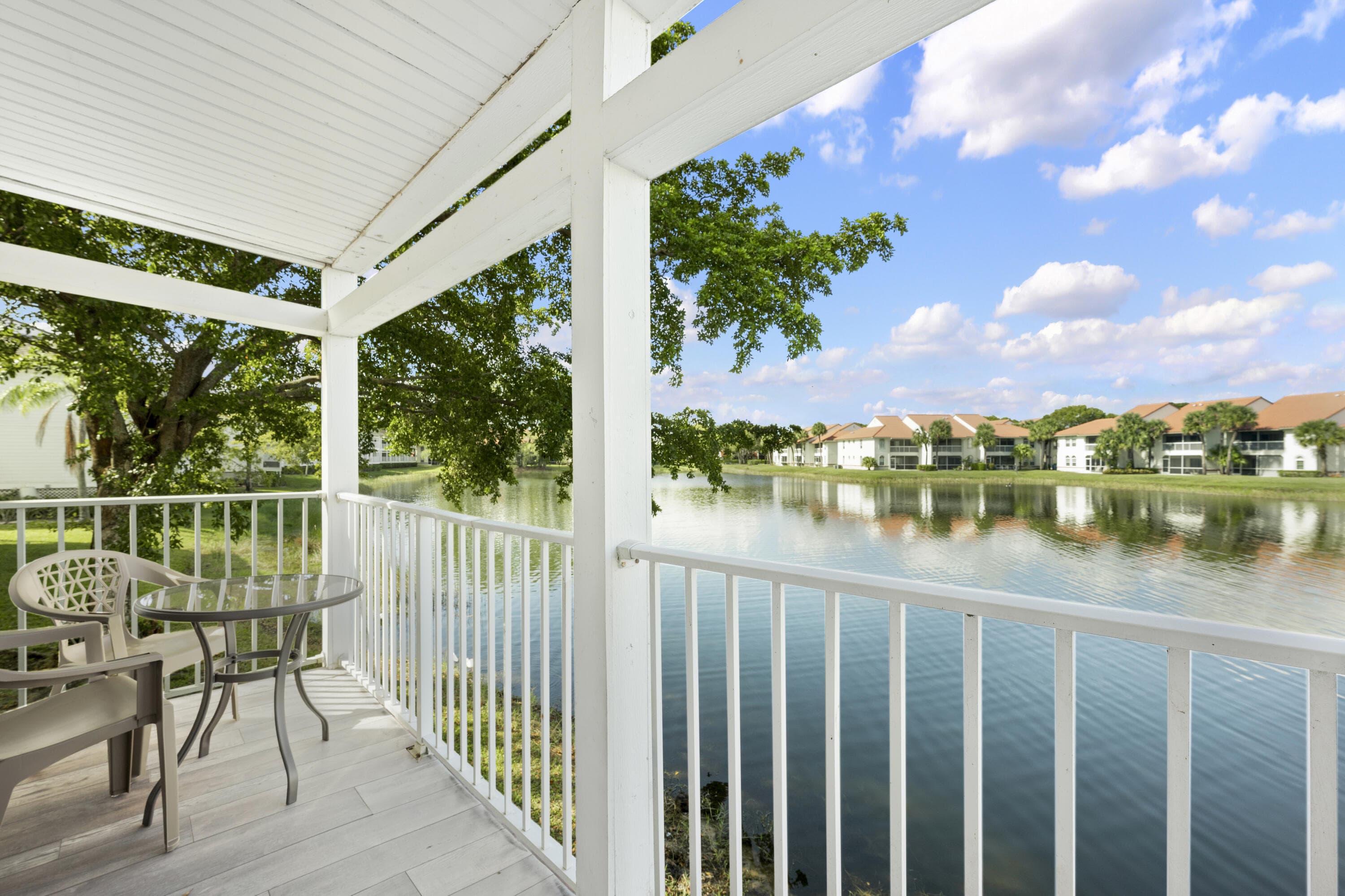 179 Cypress Point Drive 179, Palm Beach Gardens, FL 33418 — photo 5 of 16