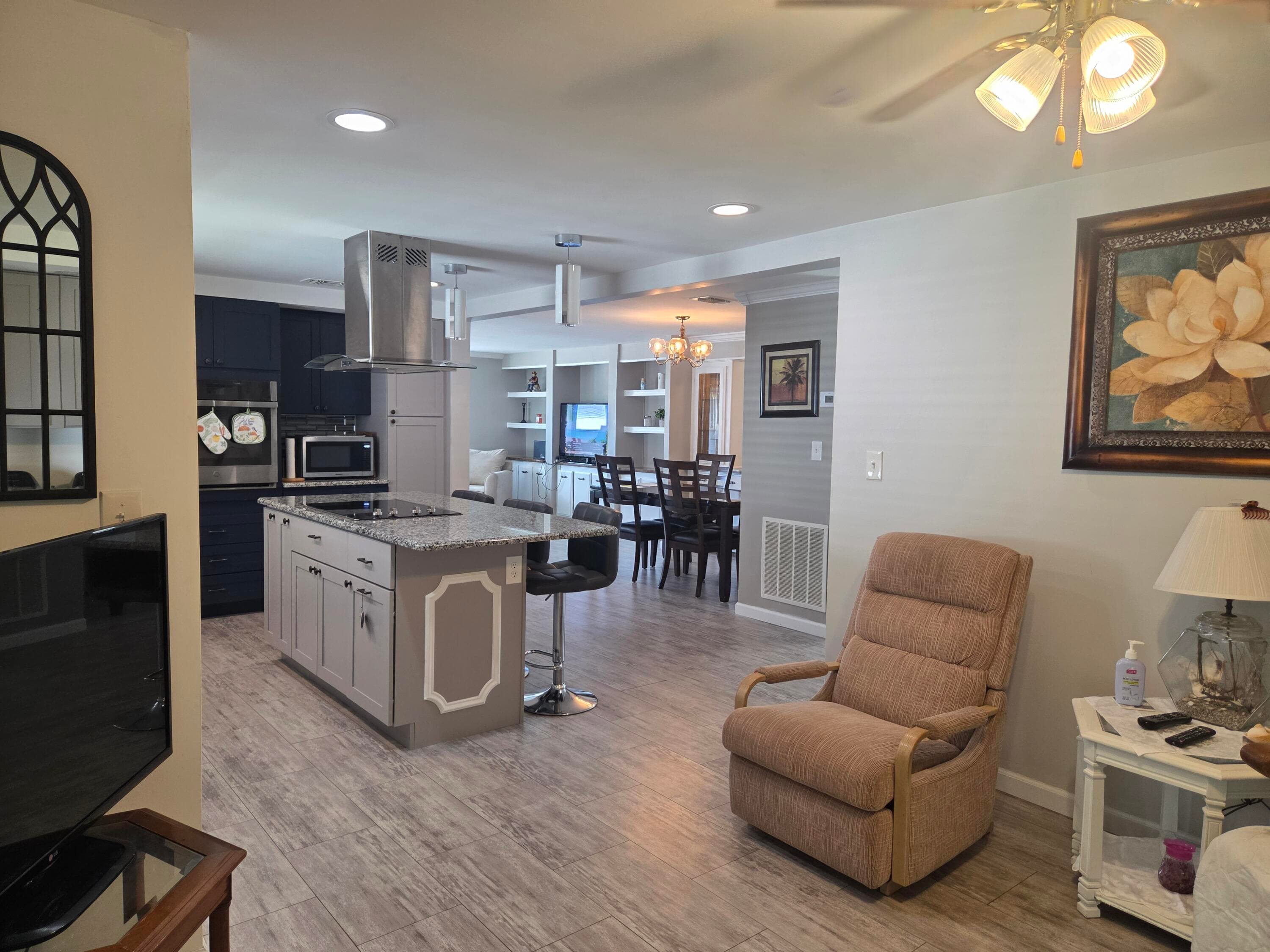 7838 SE Continental Drive, Hobe Sound, FL 33455 — photo 7 of 28