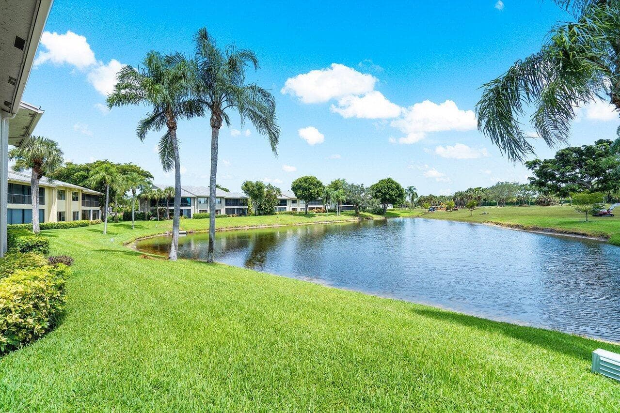 69 Eastgate Drive Unit D, Boynton Beach, FL 33436 — photo 24 of 45