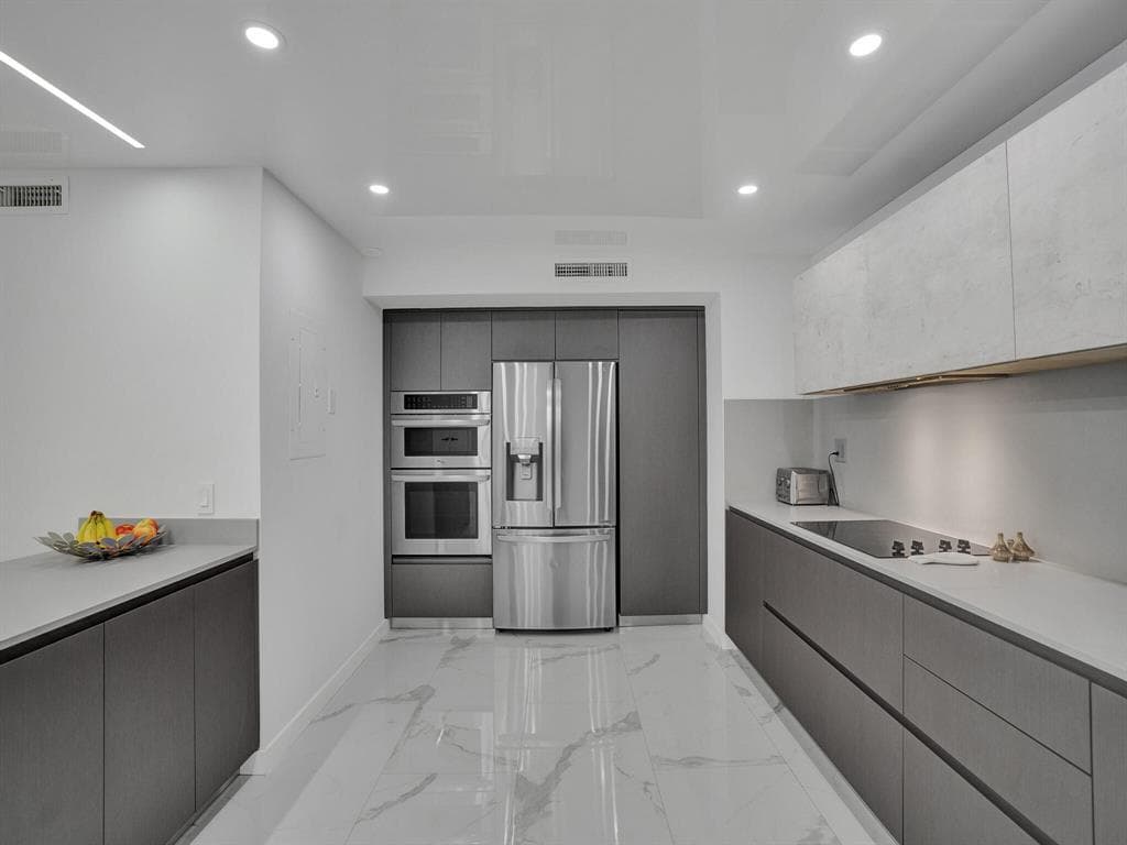 2500 Parkview Drive 1112, Hallandale Beach, FL 33009 — photo 4 of 54