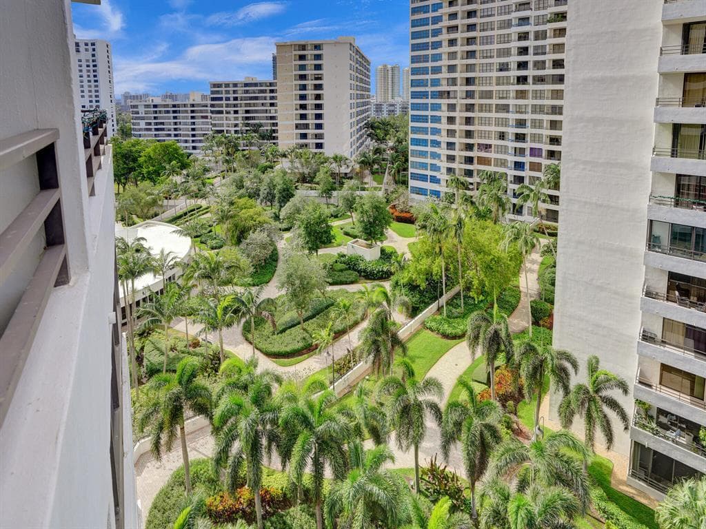 2500 Parkview Drive 1112, Hallandale Beach, FL 33009 — photo 37 of 54
