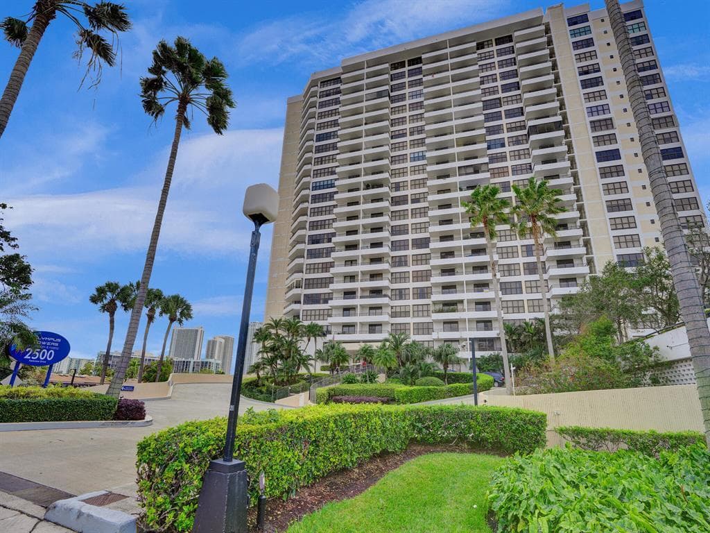 2500 Parkview Drive 1112, Hallandale Beach, FL 33009 — photo 43 of 54