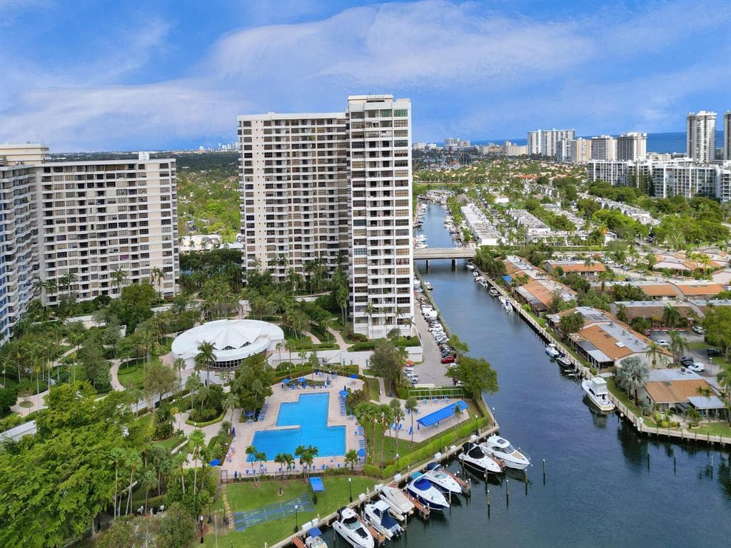 2500 Parkview Drive 1112, Hallandale Beach, FL 33009 — photo 45 of 54