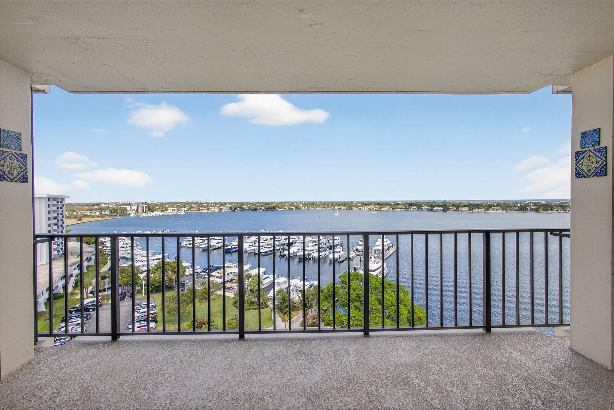 134 Lakeshore Drive T13, North Palm Beach, FL 33408 — photo 3 of 27