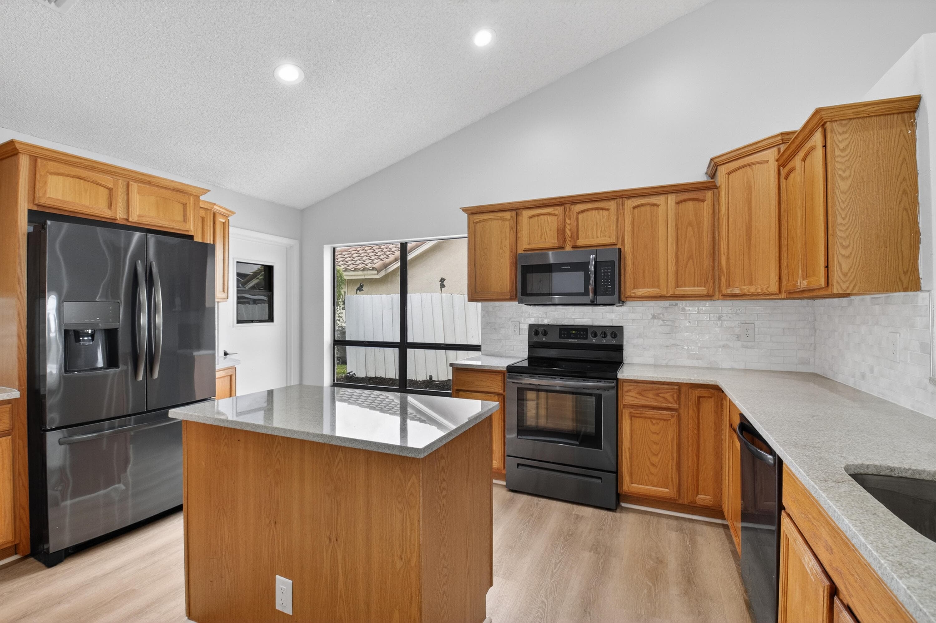 9537 Majestic Way, Boynton Beach, FL 33437 — photo 8 of 28